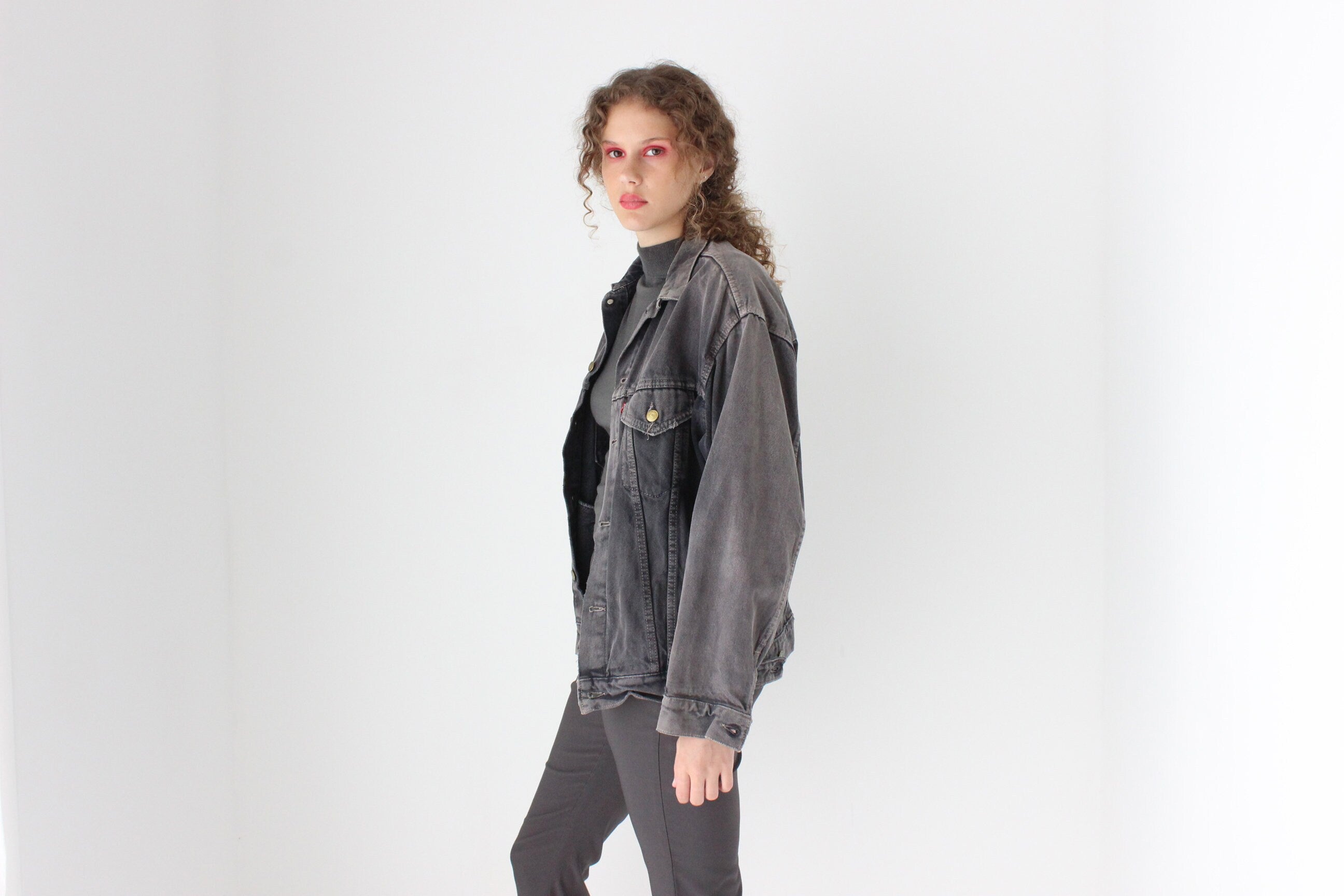 80s LEVIS Faded & Worn In Denim Trucker Jacket