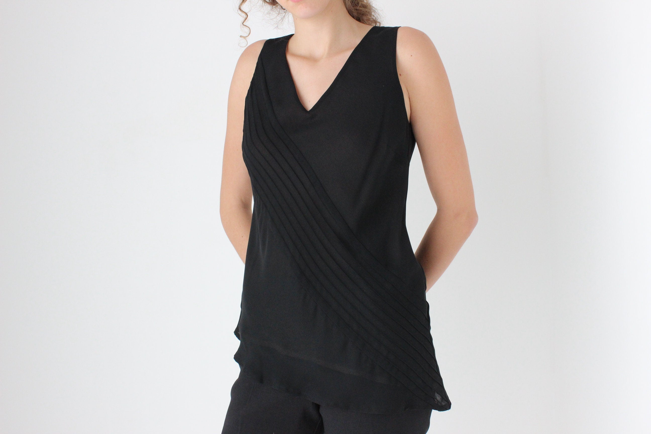90s Simple Bias Cut Tank Top