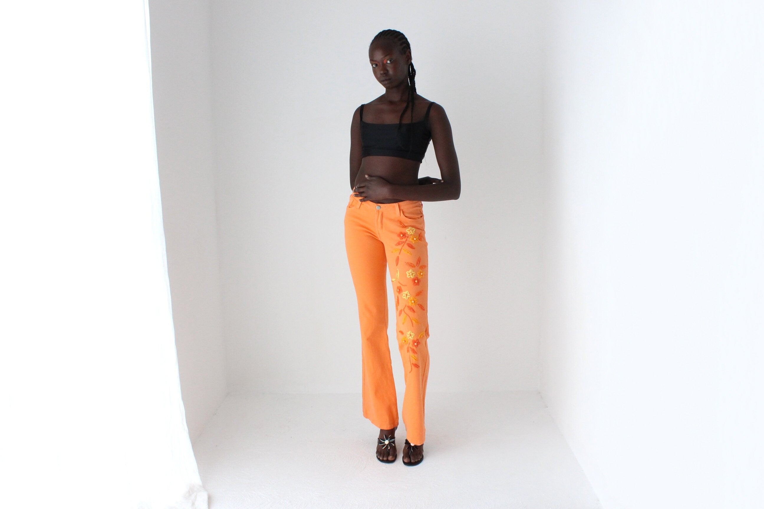 Y2K Brazillian 'Geração' Stretch Low Rise Jeans w/ Textural Flower Beading