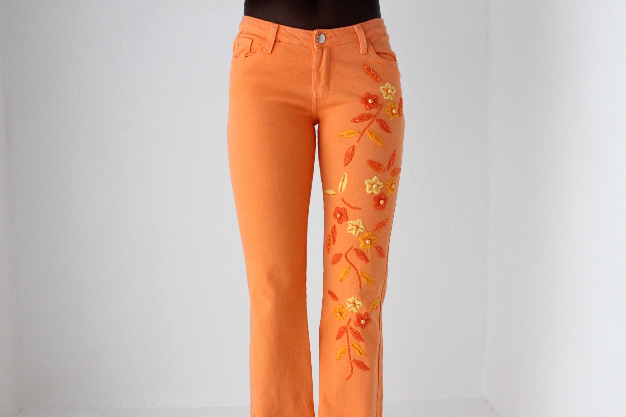 Y2K Brazillian 'Geração' Stretch Low Rise Jeans w/ Textural Flower Beading
