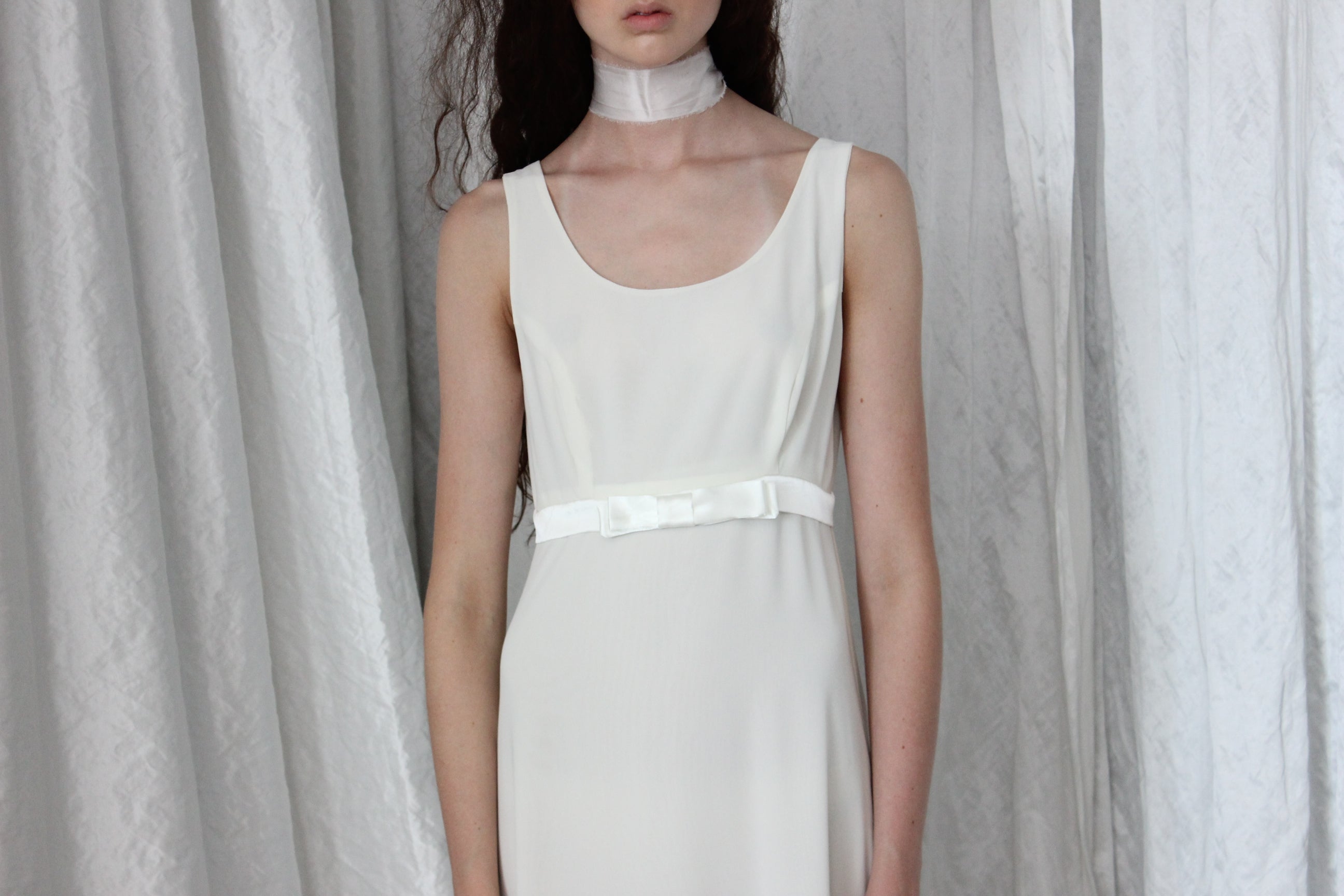 90s Dreamy Ivory Scoop Neck Empire Waist Wedding Dress