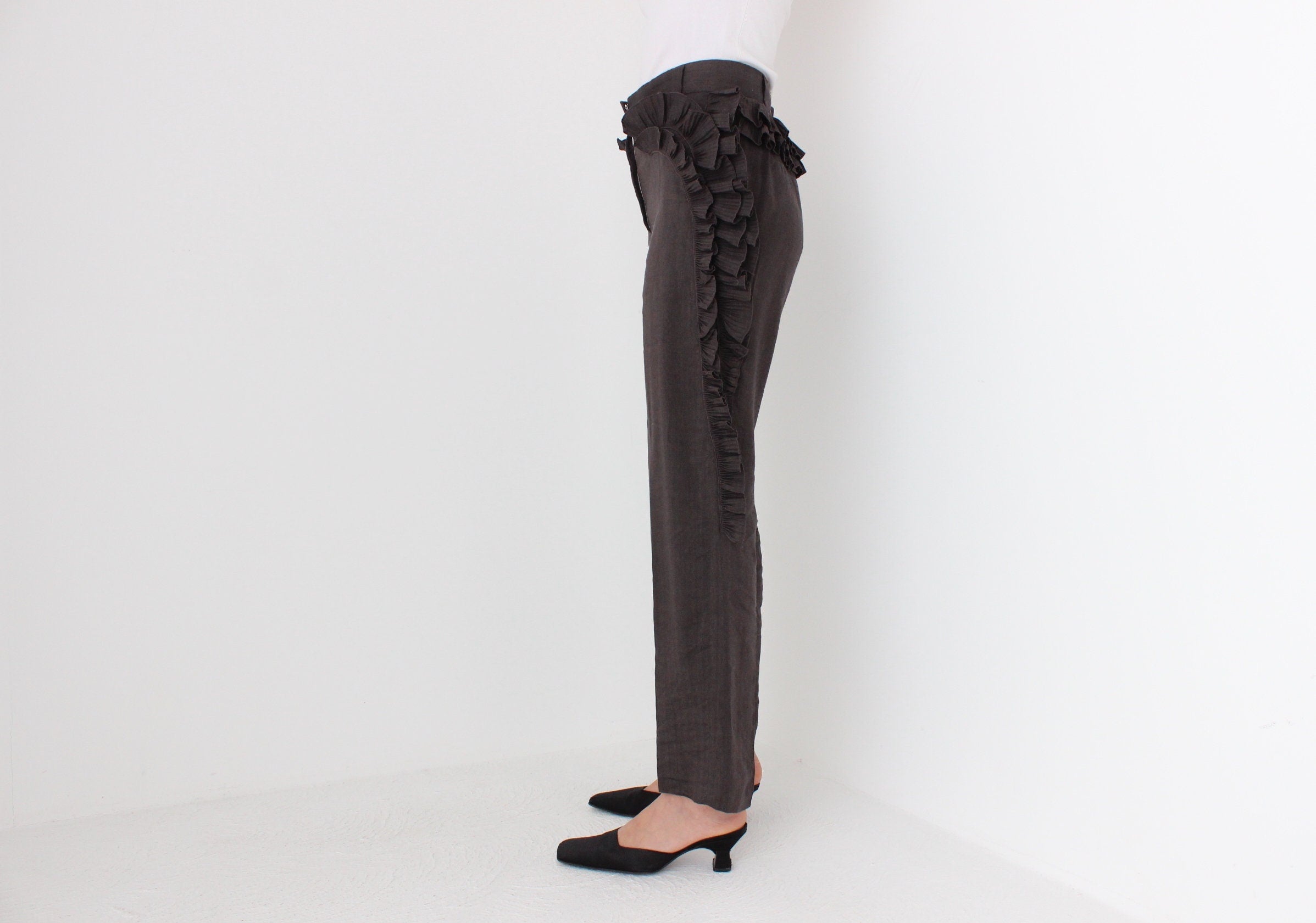 Y2K Marc Jacobs 3D Sculptural Ruffle Linen Cotton Trousers