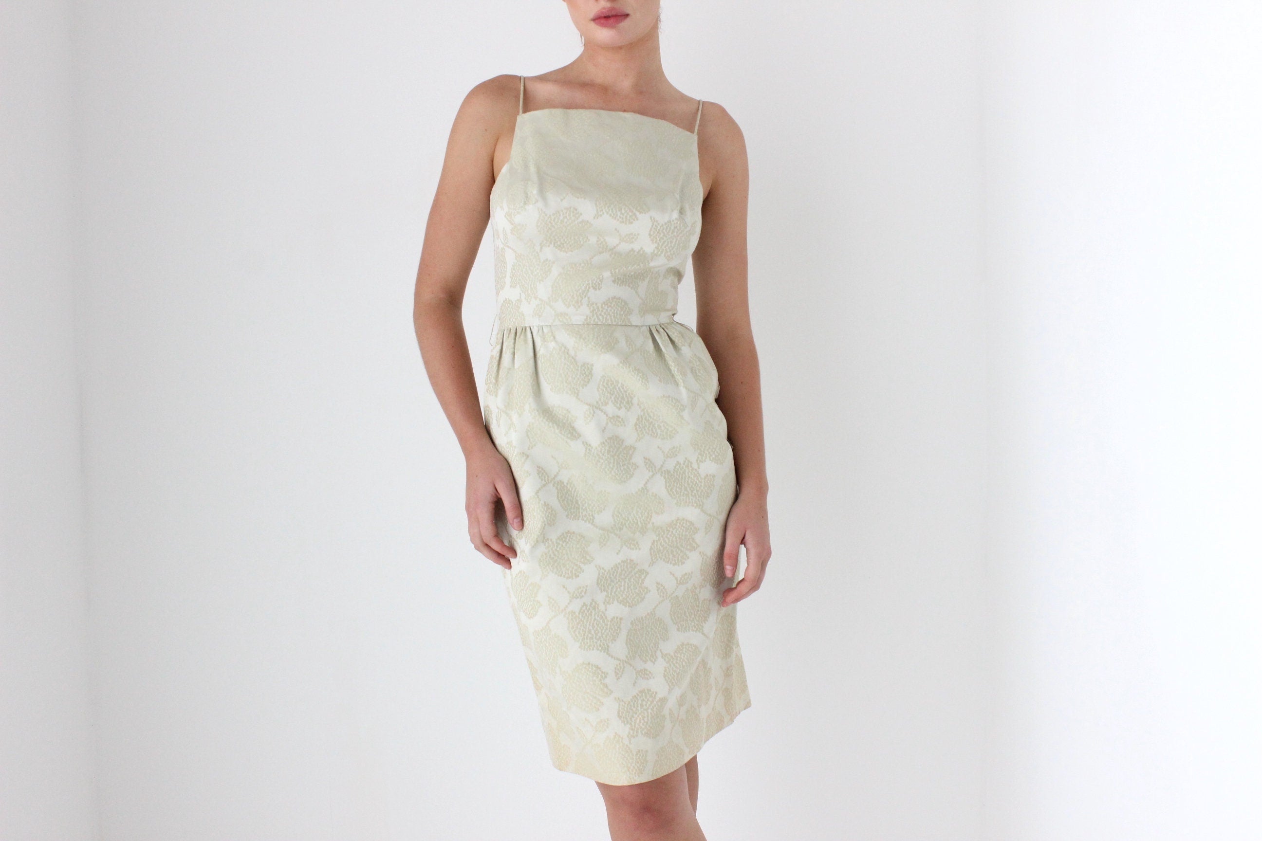 1960s Elegant Jacquard Neutral Fitted Cocktail Dress