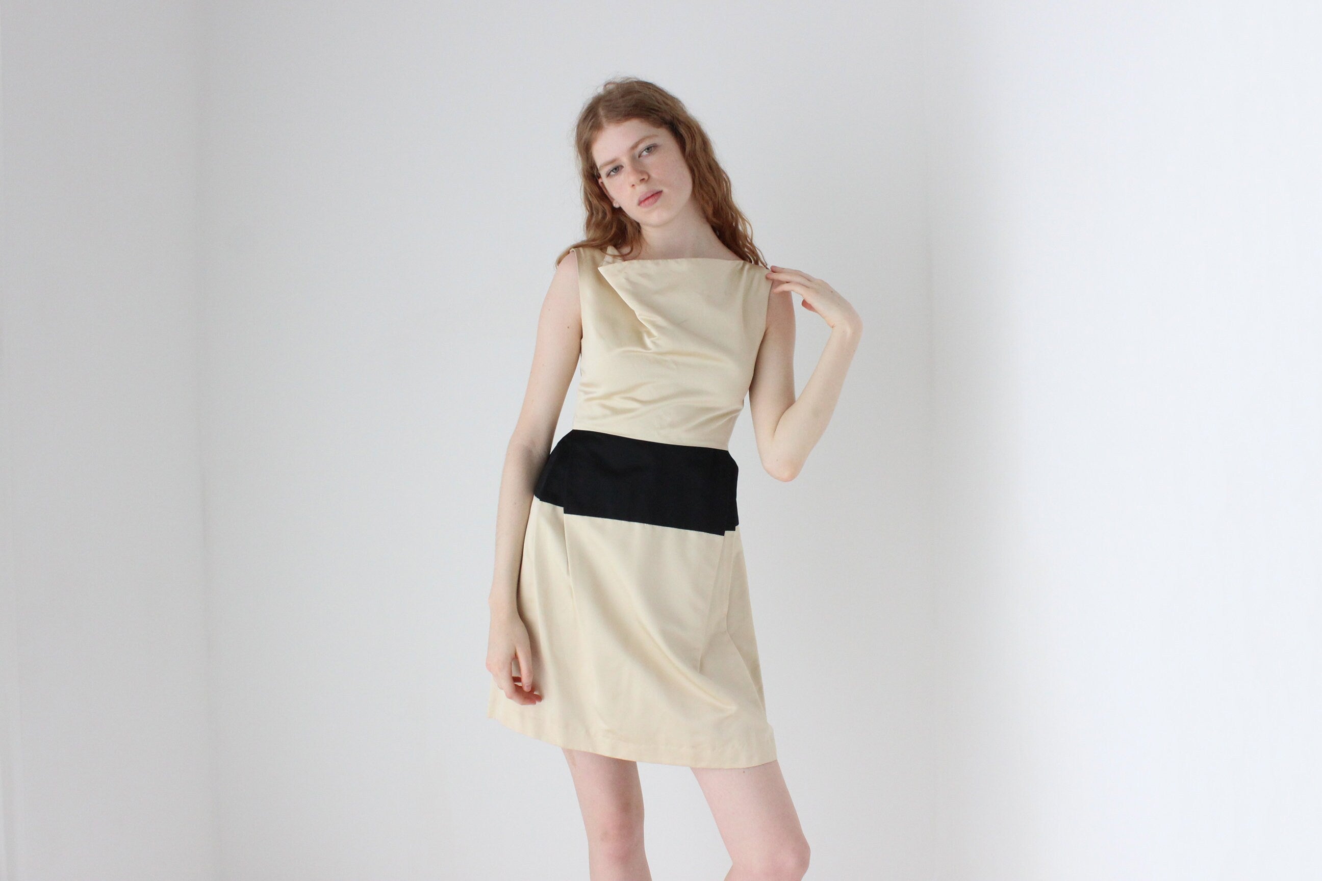 2000s Gary Graham Bespoke Silk Sculptural Mini Dress
