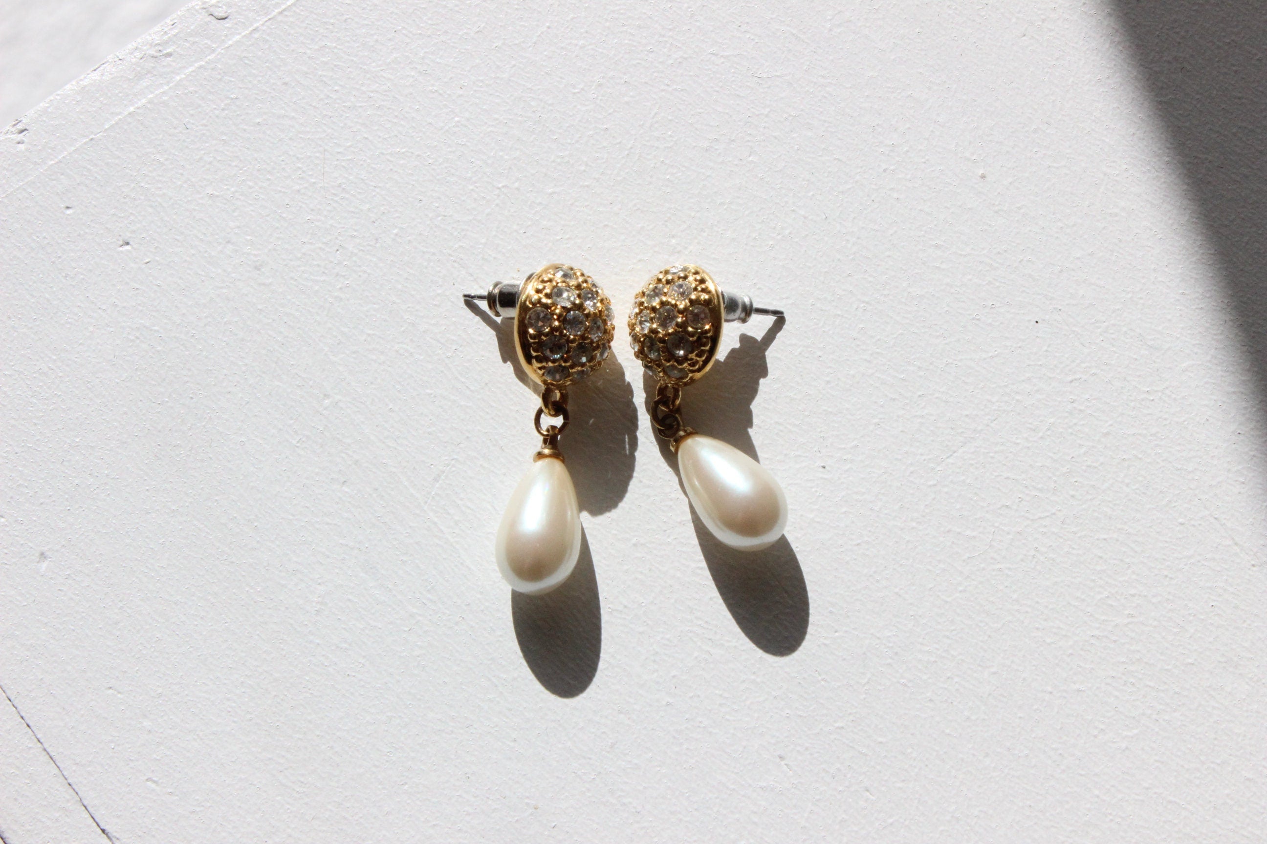 90s Cubic Zirconia & Gold Plated Pearl Teardrop Baroque Bridal Earrings