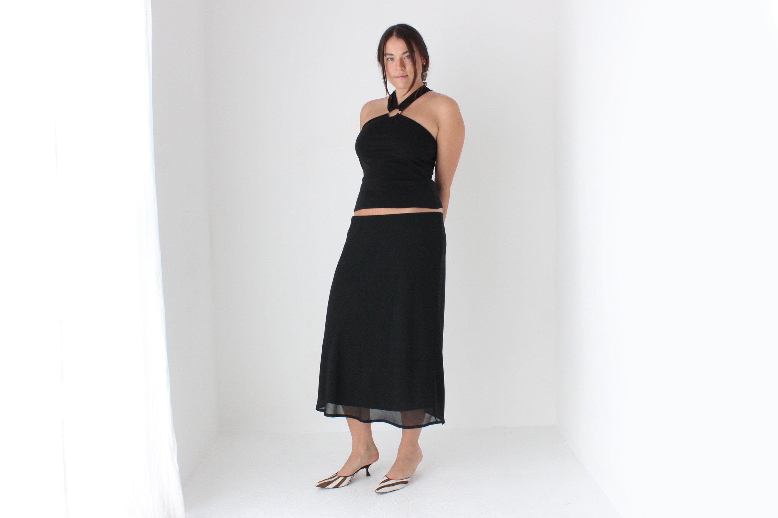 90s Minimal Layered Mesh Slip On Knee Length Skirt