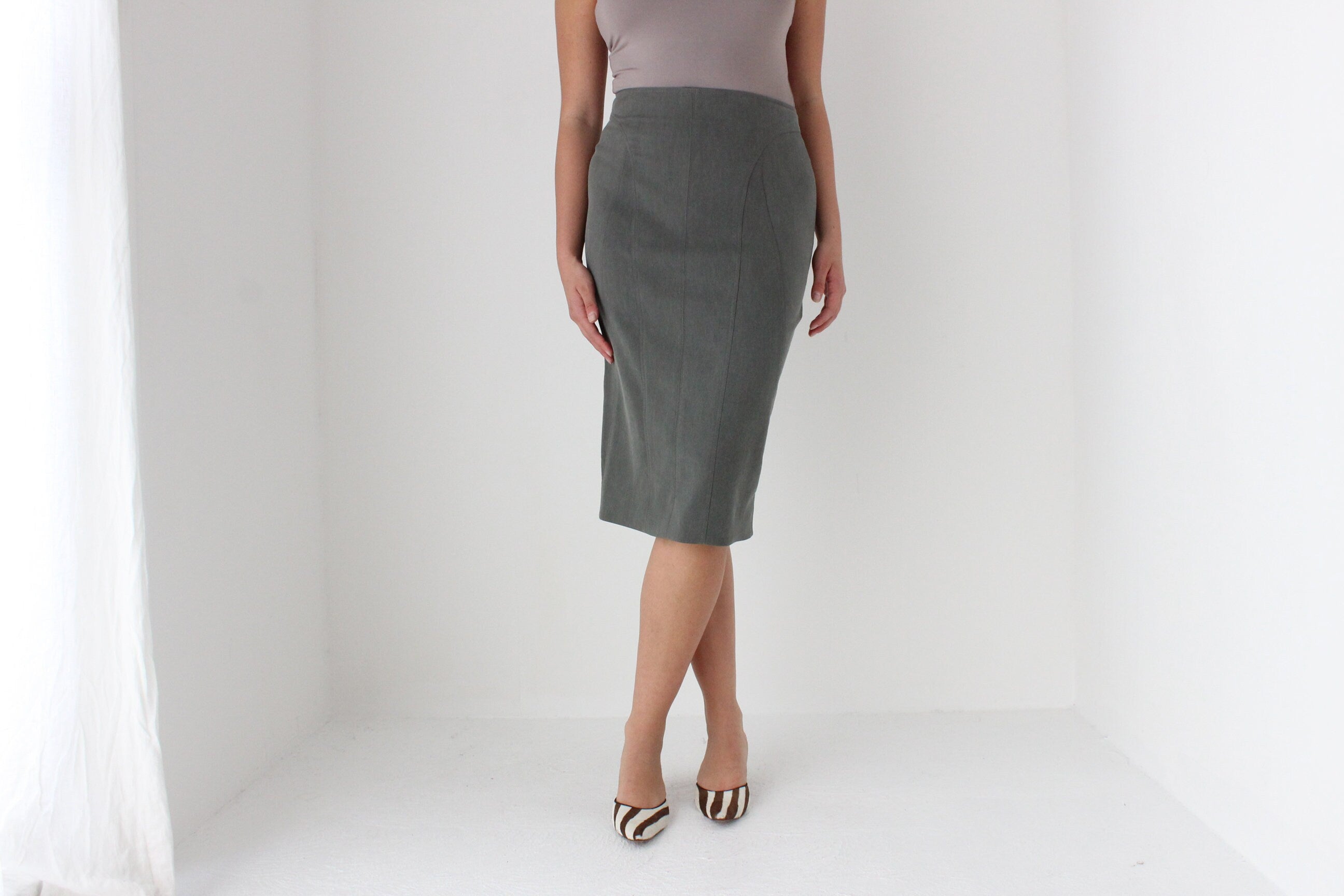 90s Donna Karan Neutral Knee Length Pencil Skirt