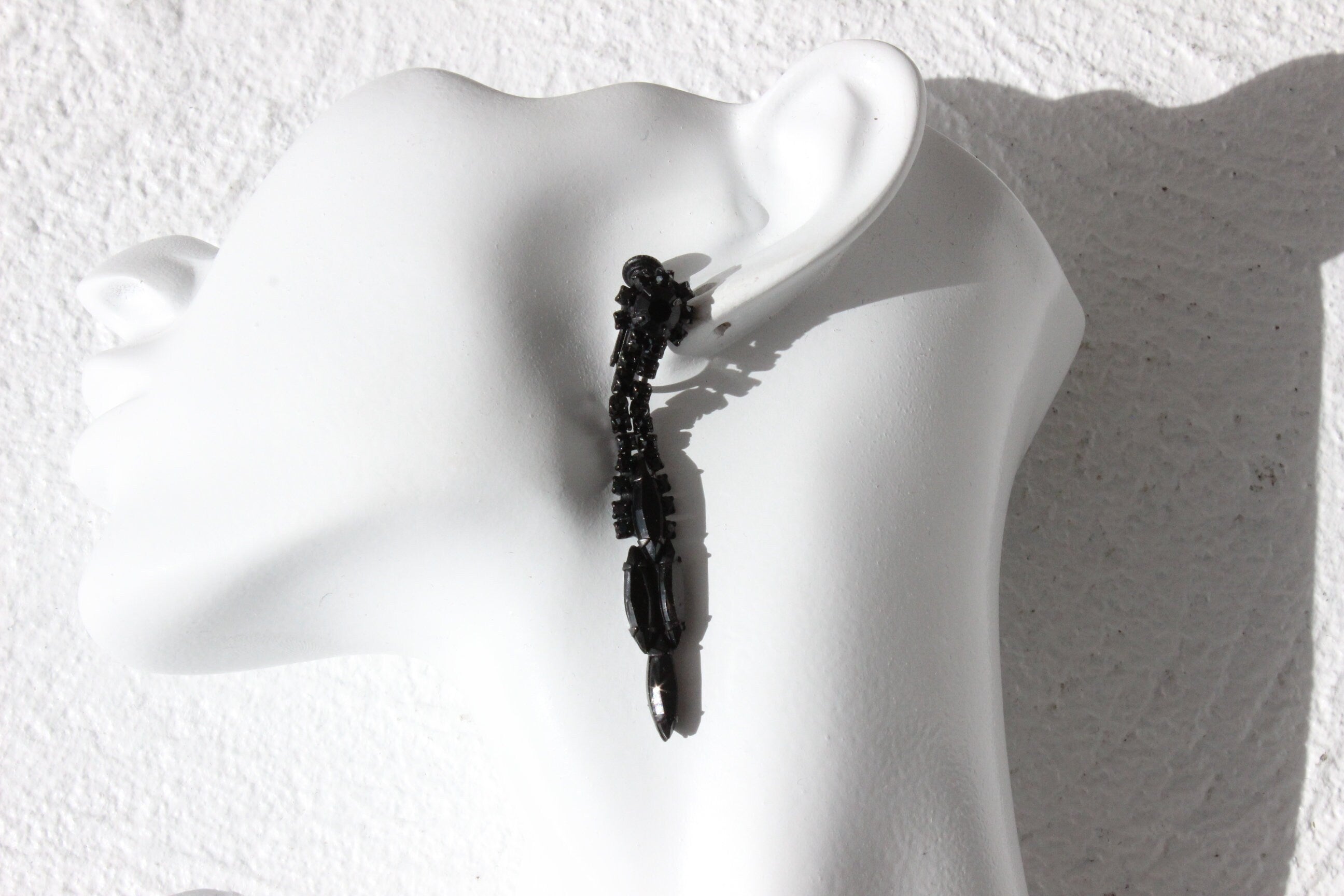 1940s Art Deco Black Glass Screw Back Earrings