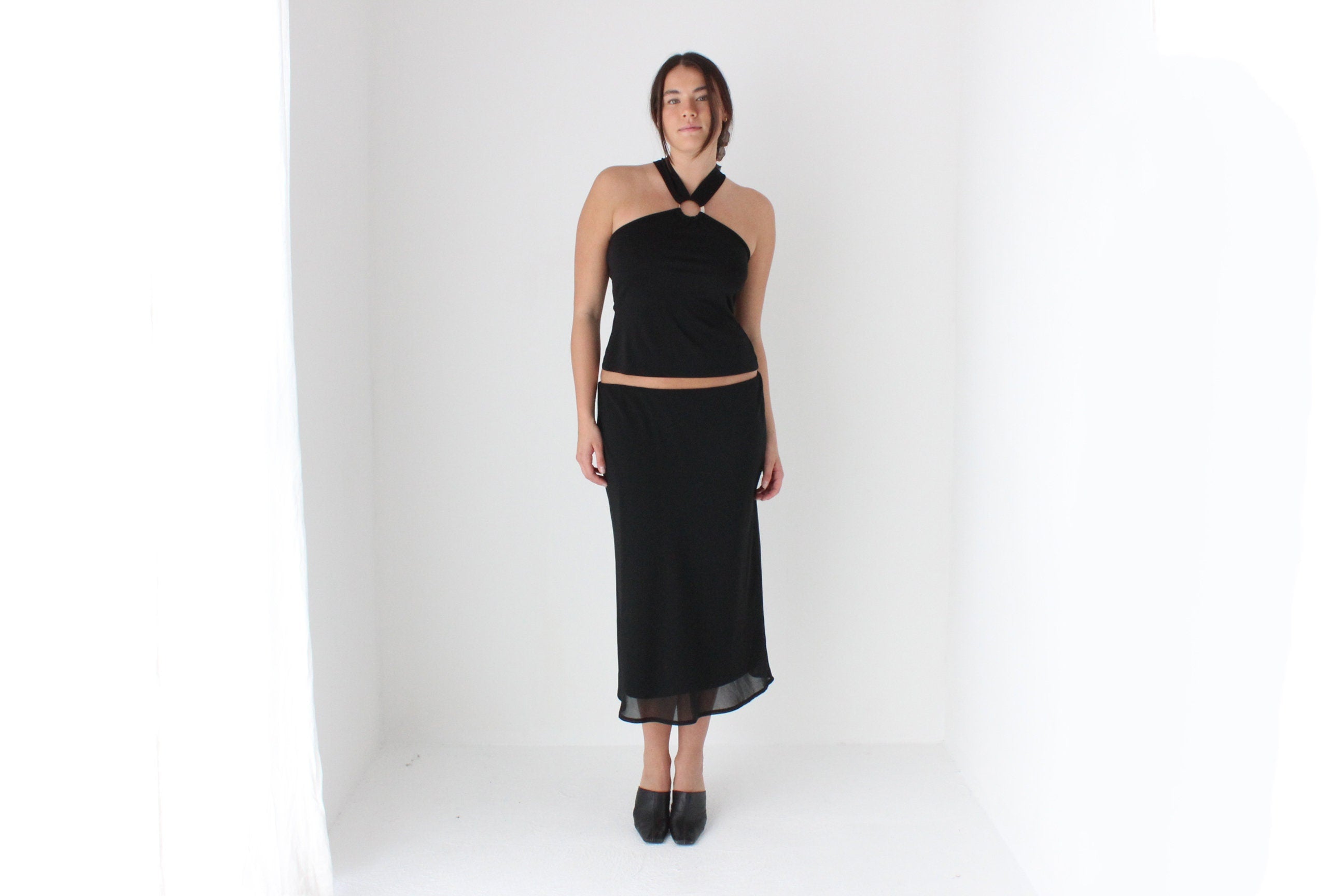 90s Minimal Layered Mesh Slip On Knee Length Skirt