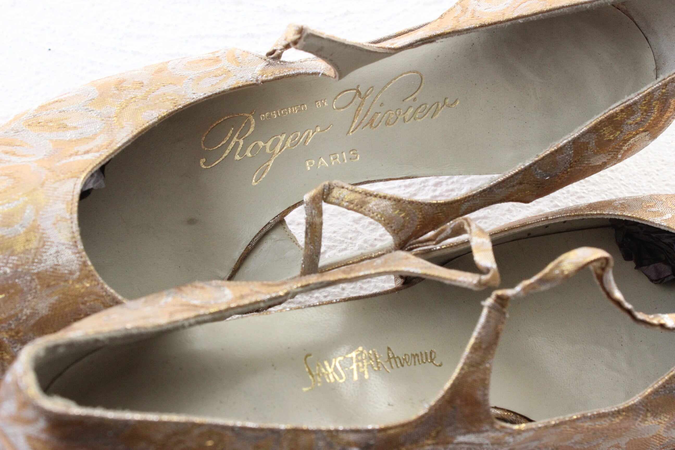 60s Roger Vivier for Saks Fifth Ave Gold Brocade Cinderella Shoes ~ Euro 37