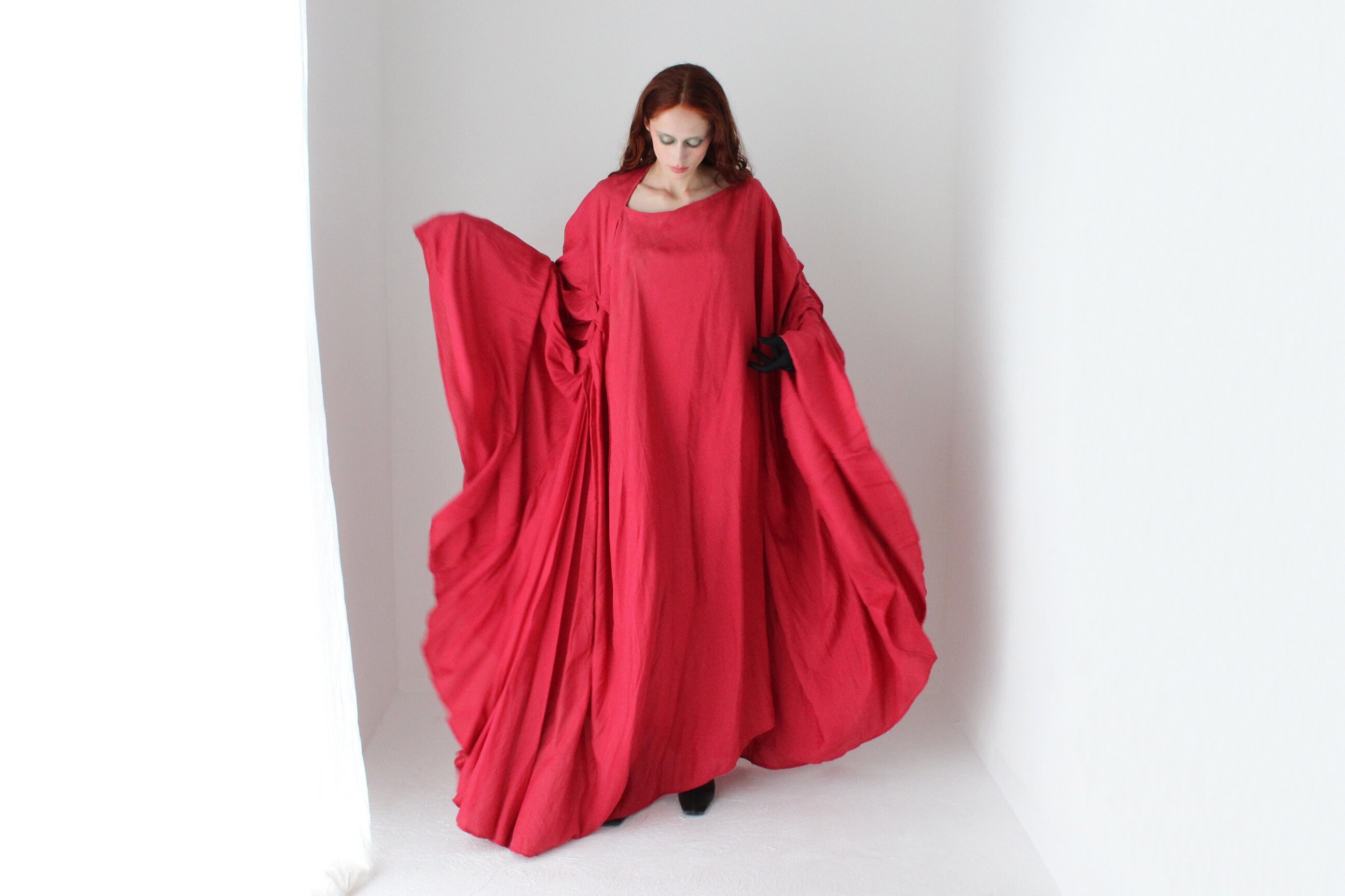 Outrageously Voluminous Sweeping Dramatic Free Size Costume Kaftan