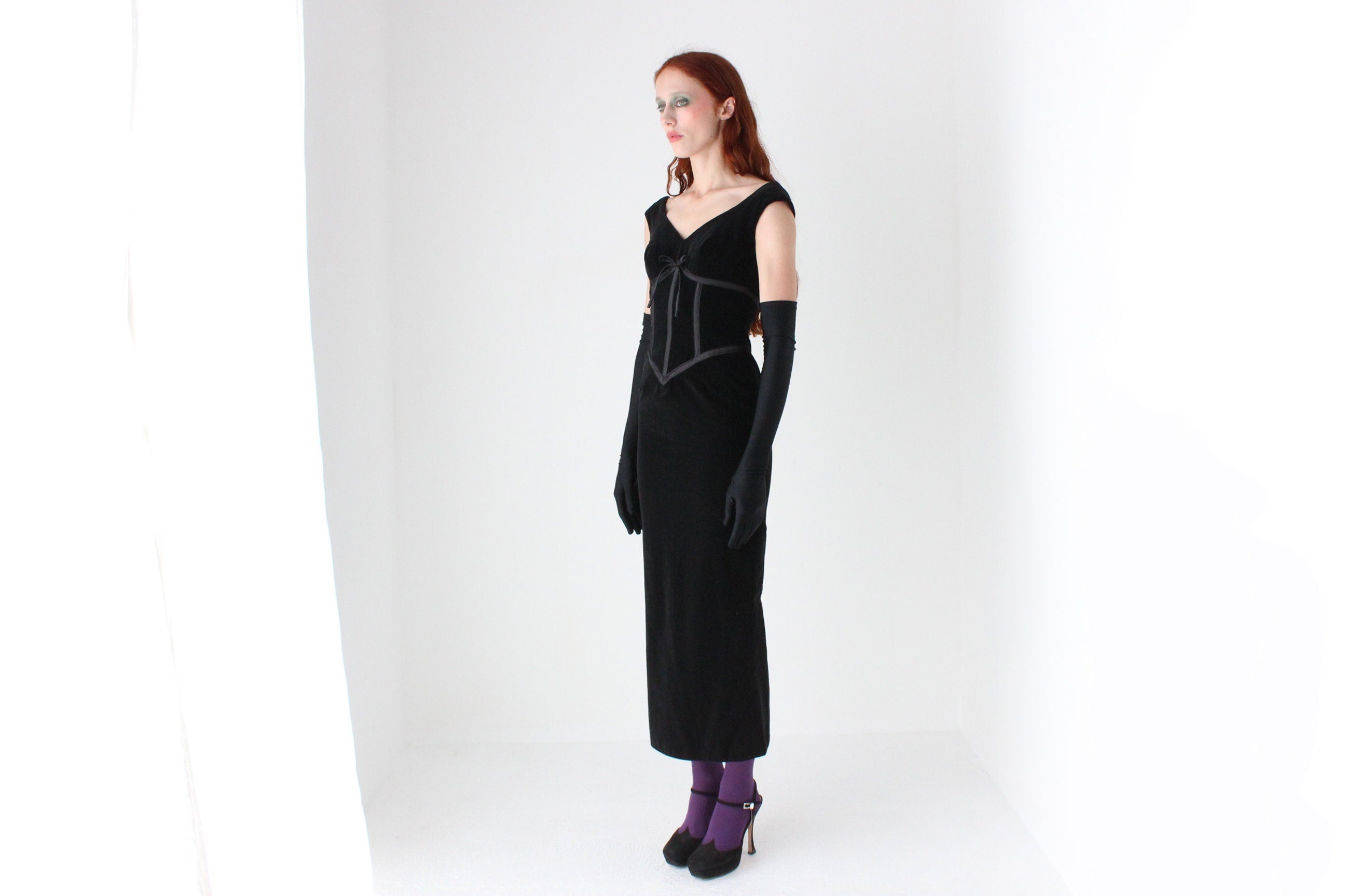 90s Mariana Hardwick Velvet Sculpted Lace Up Corset Cocktail Dress