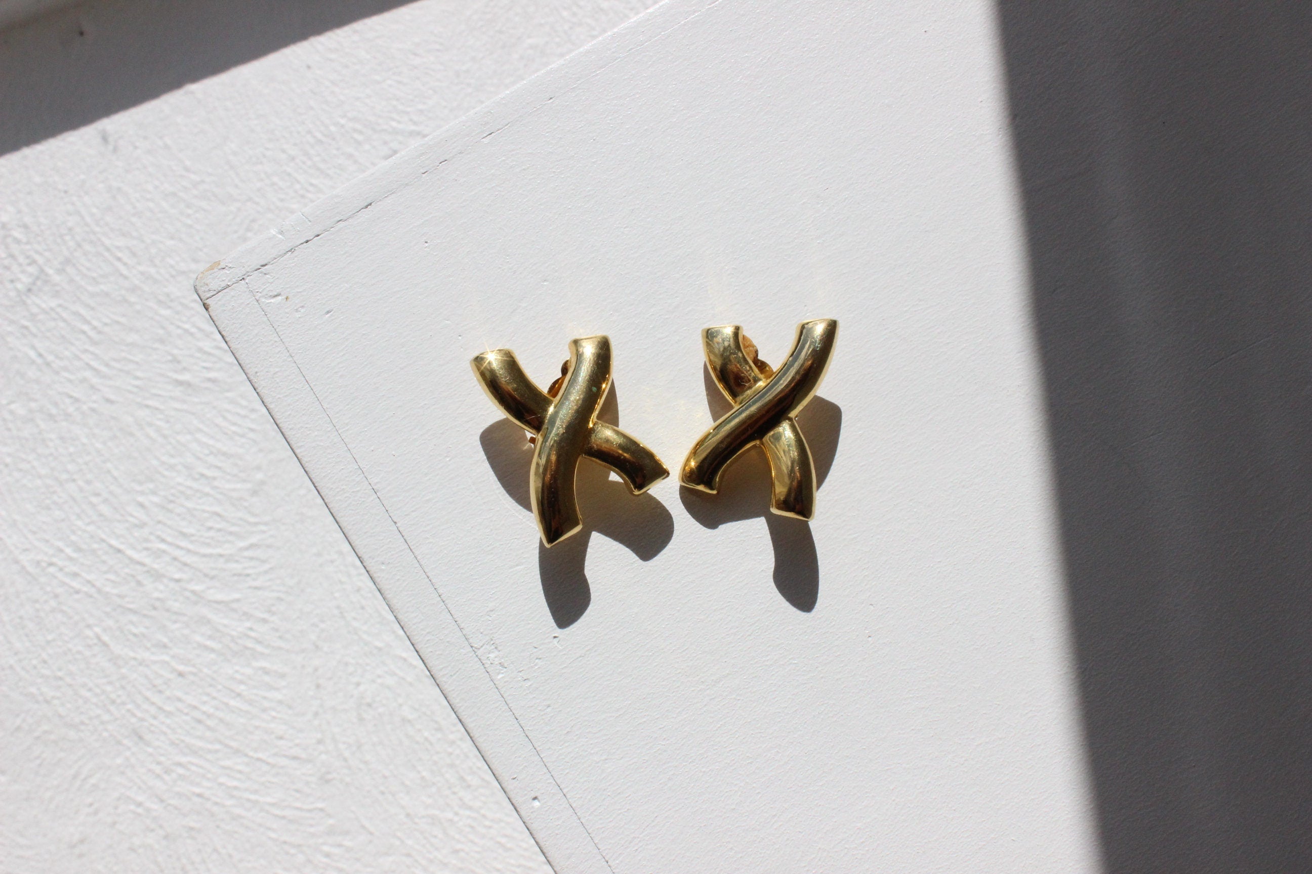 80s Baroque Gold 'X' Clip On Earrings