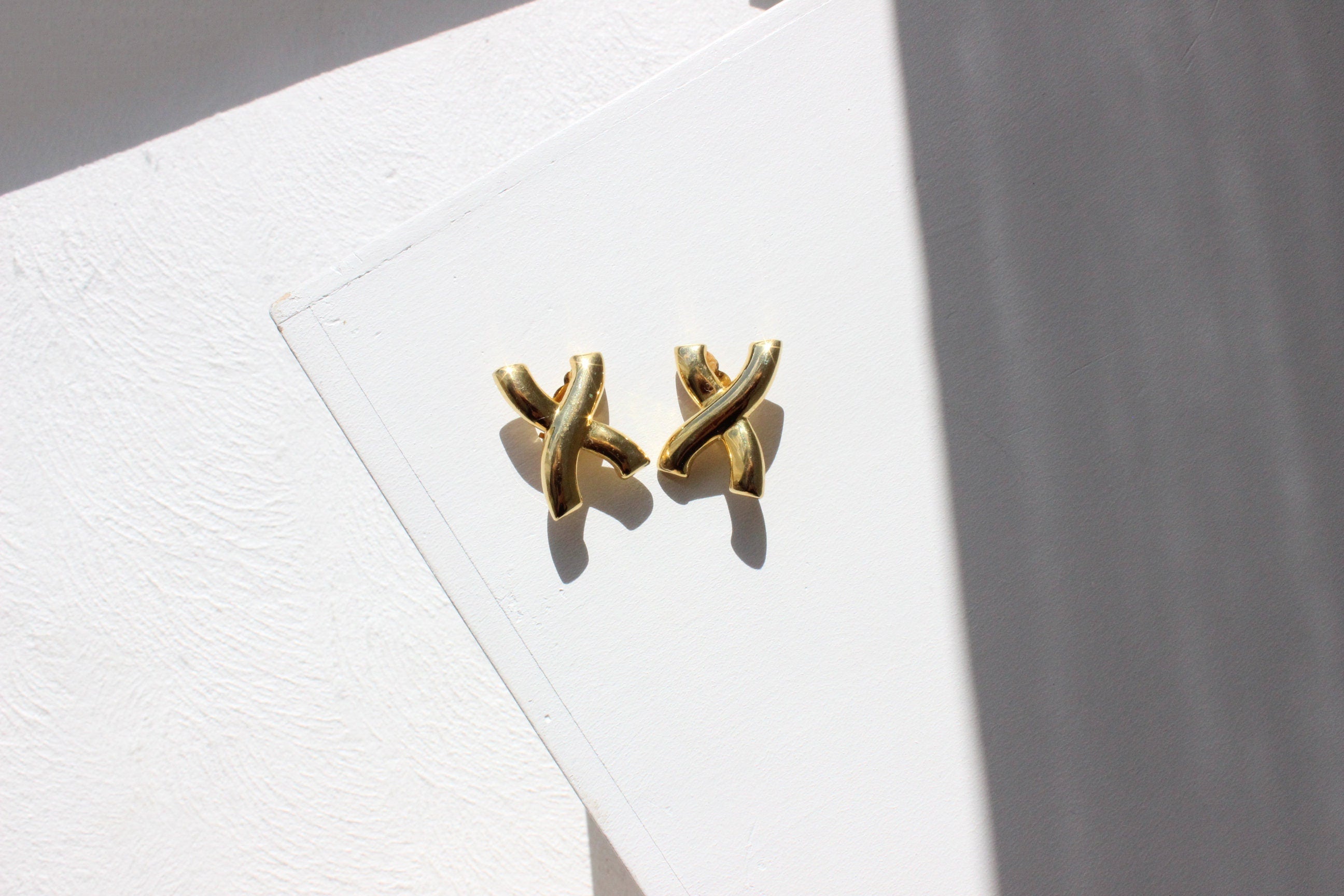 80s Baroque Gold 'X' Clip On Earrings