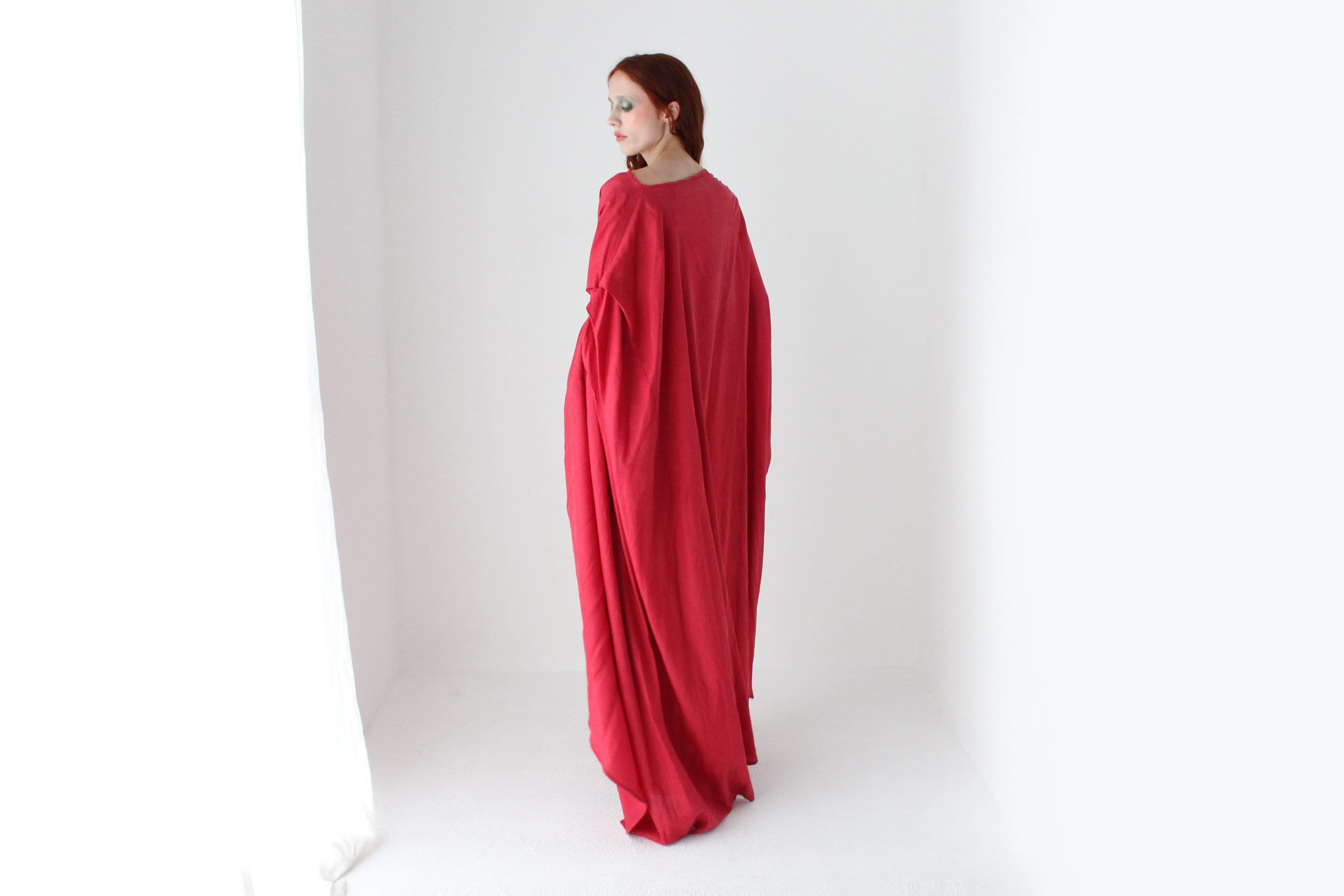 Outrageously Voluminous Sweeping Dramatic Free Size Costume Kaftan