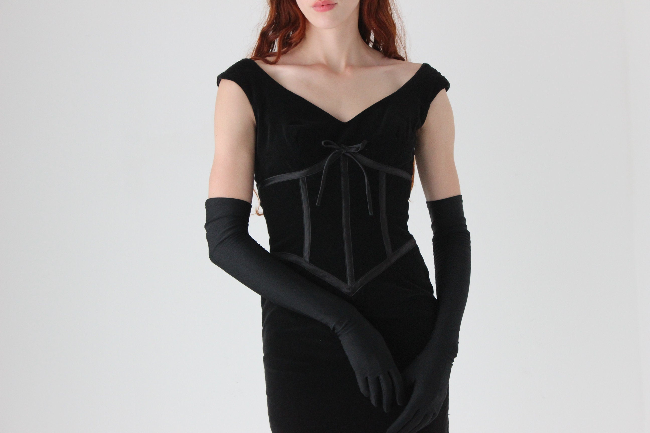 90s Mariana Hardwick Velvet Sculpted Lace Up Corset Cocktail Dress