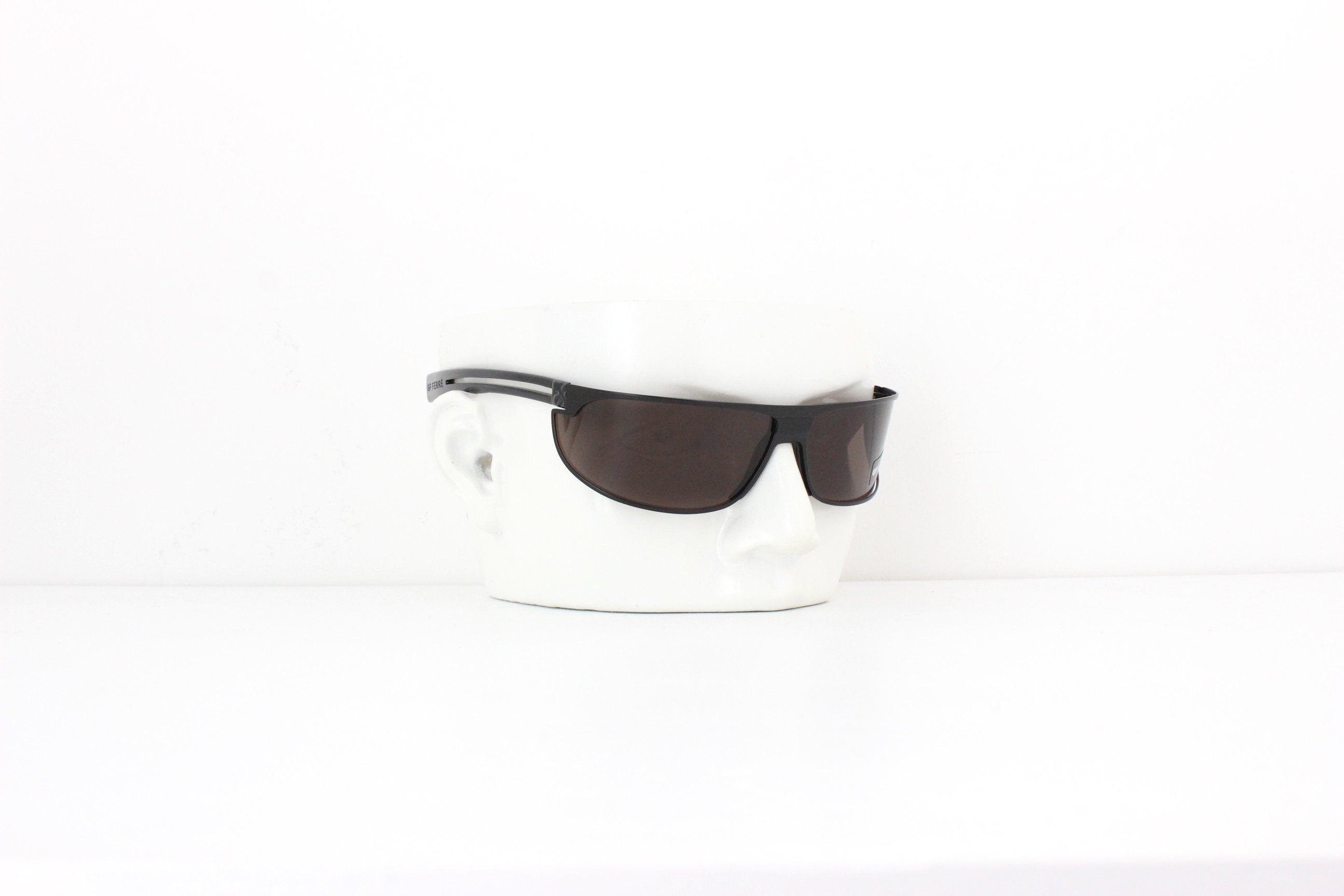 Y2K GIANFRANCO FERRE Minimal Black Wraparound Shield Sunglasses