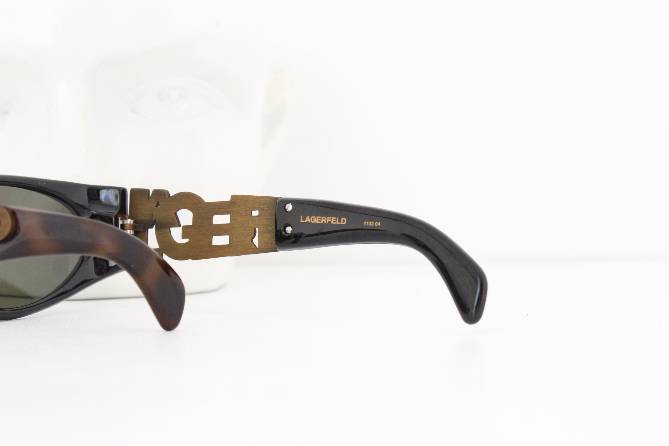 80s KARL LAGERFELD Tortoiseshell Cat Eye Sunglasses w/ Brass L-A-G-E-R-F-E-L-D Arms