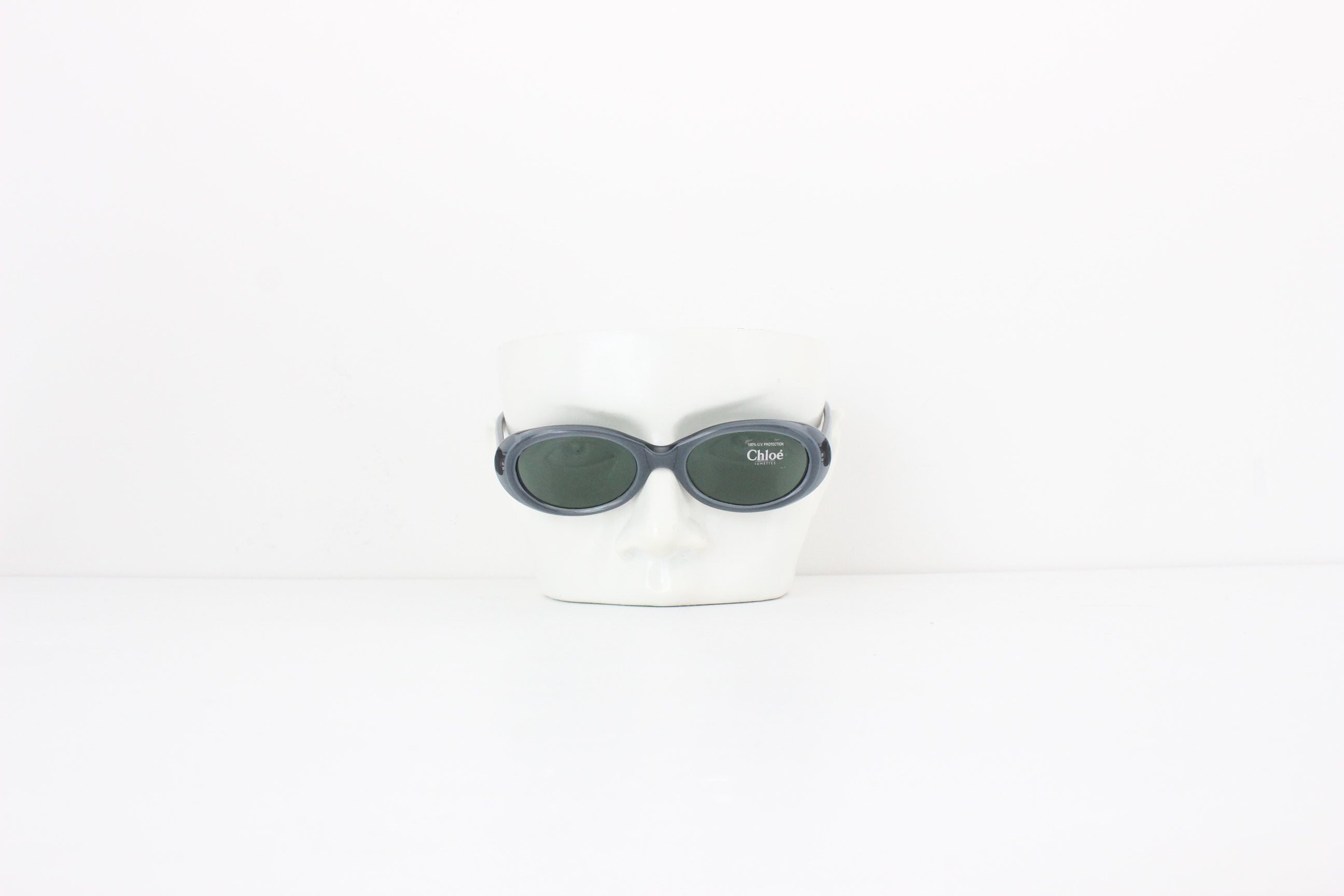 90s Vintage CHLOE Classic Oval Eye Sunglasses