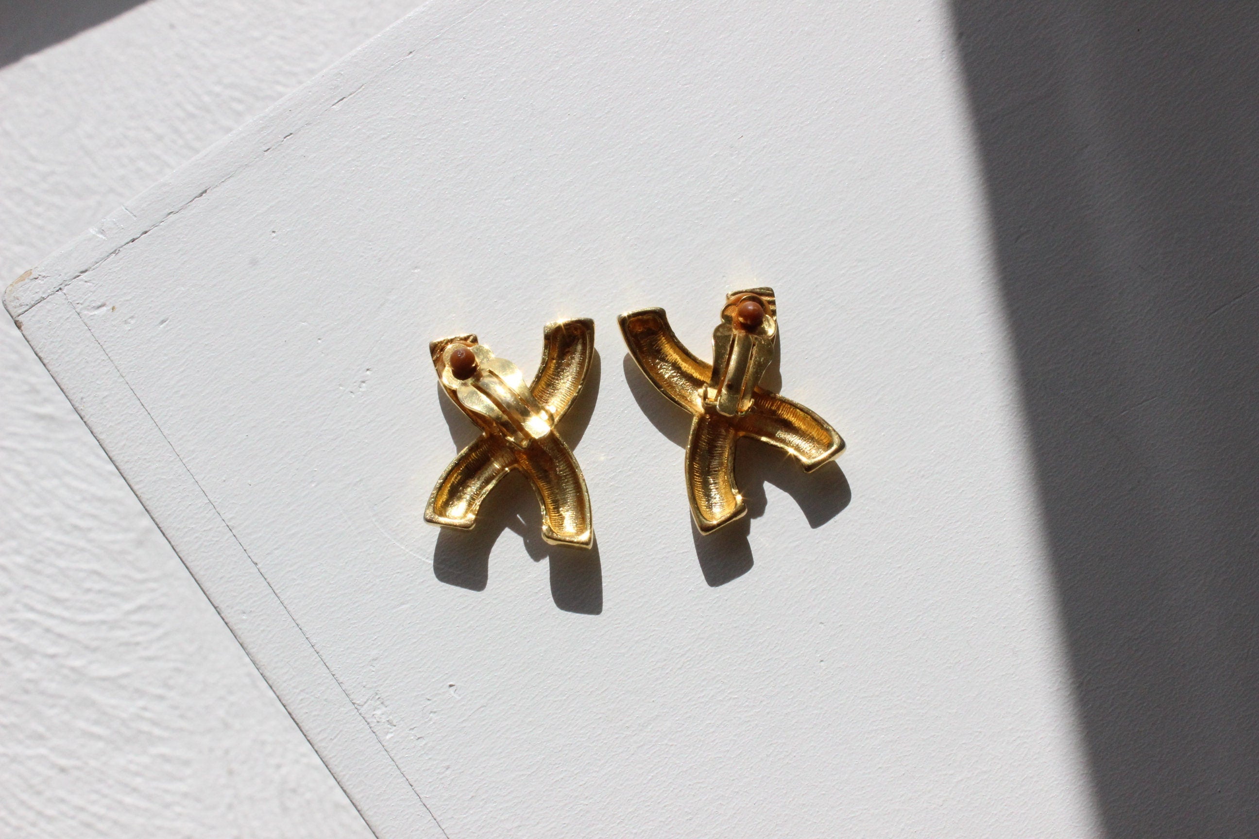 80s Baroque Gold 'X' Clip On Earrings