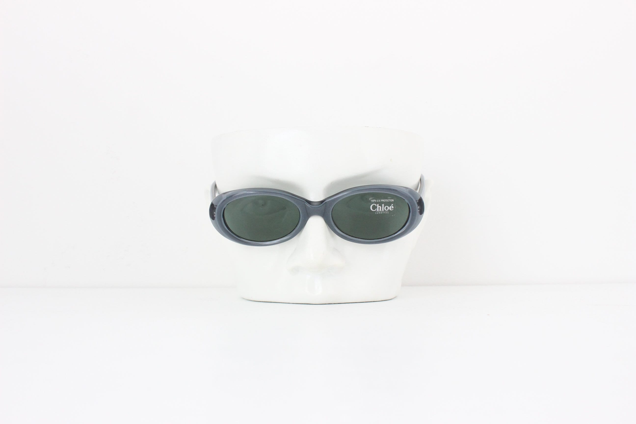 90s Vintage CHLOE Classic Oval Eye Sunglasses