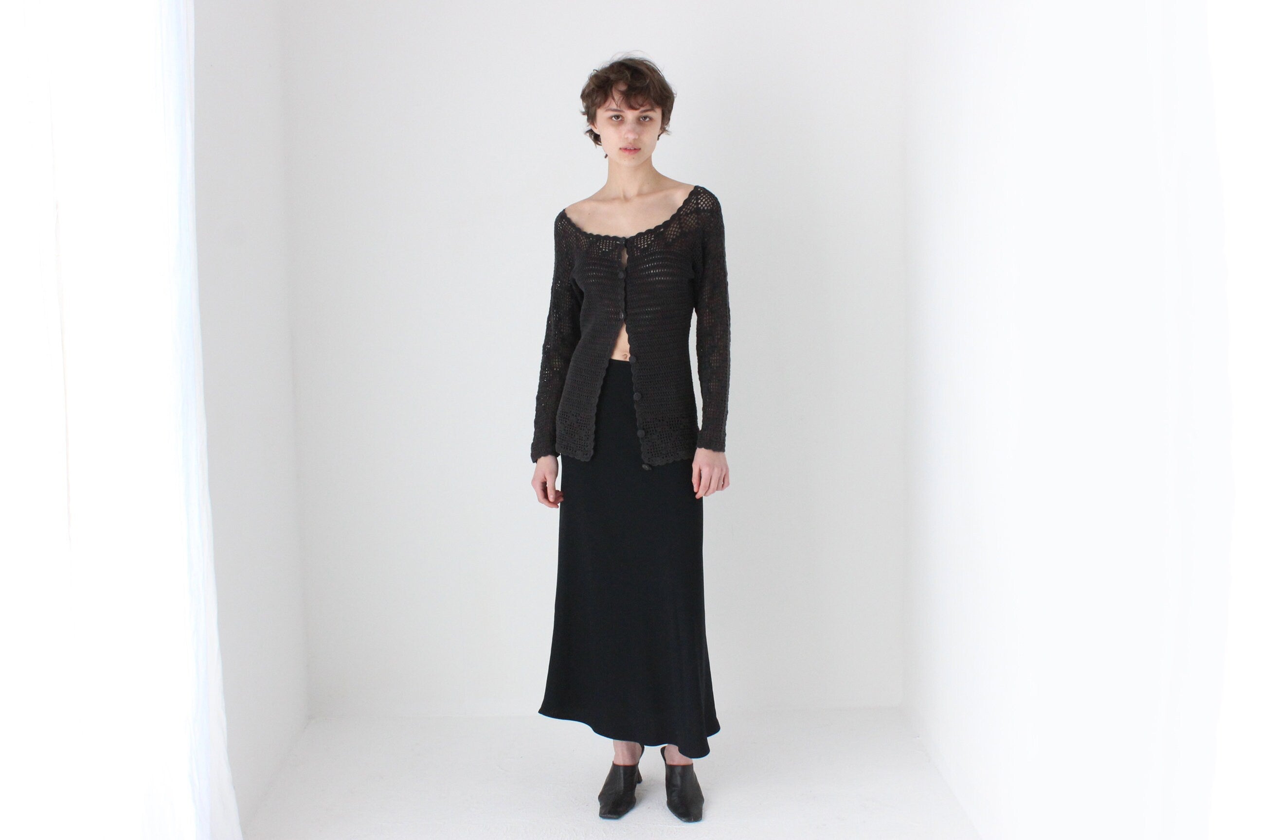 Perfect 90s Minimal Black Crepe Skirt