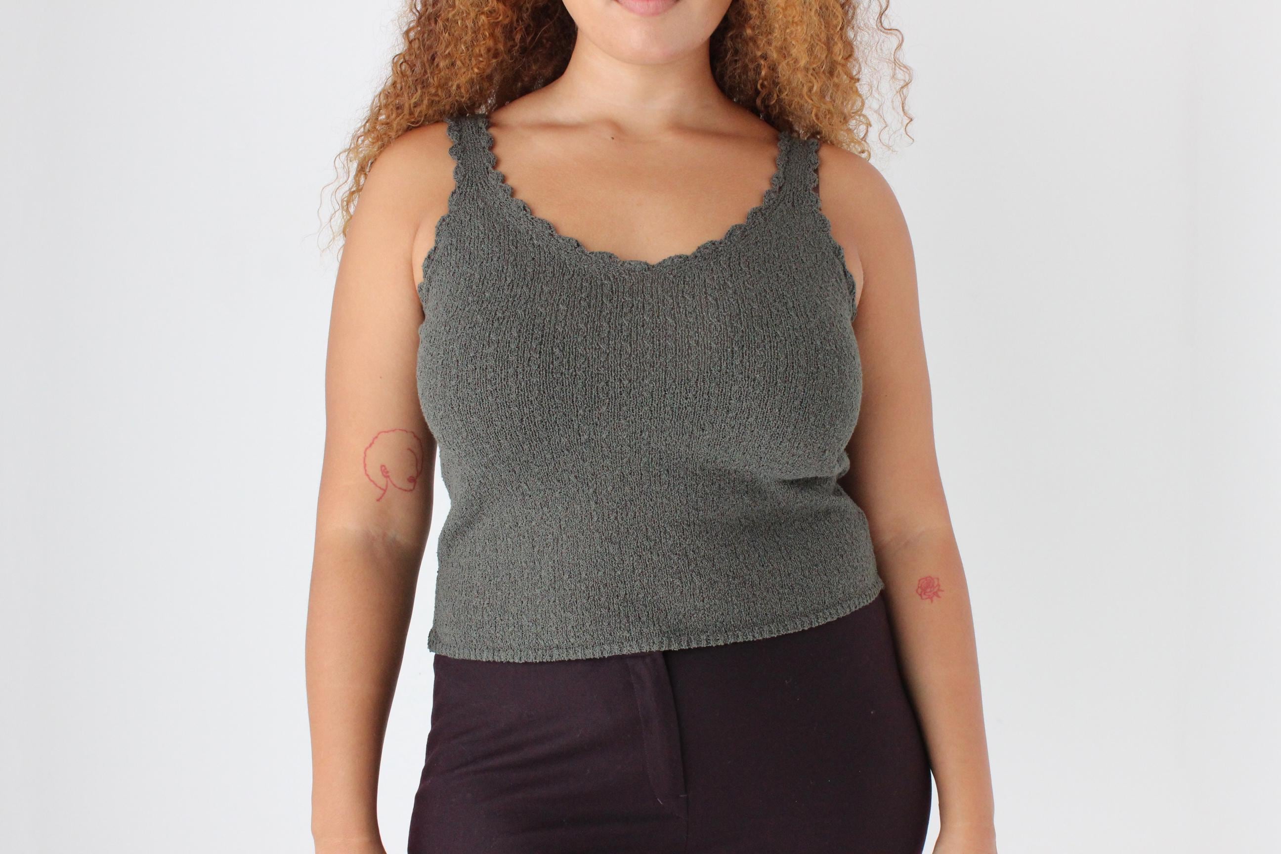 Minimal 90s Knit Scoop Neck Fitted Tank