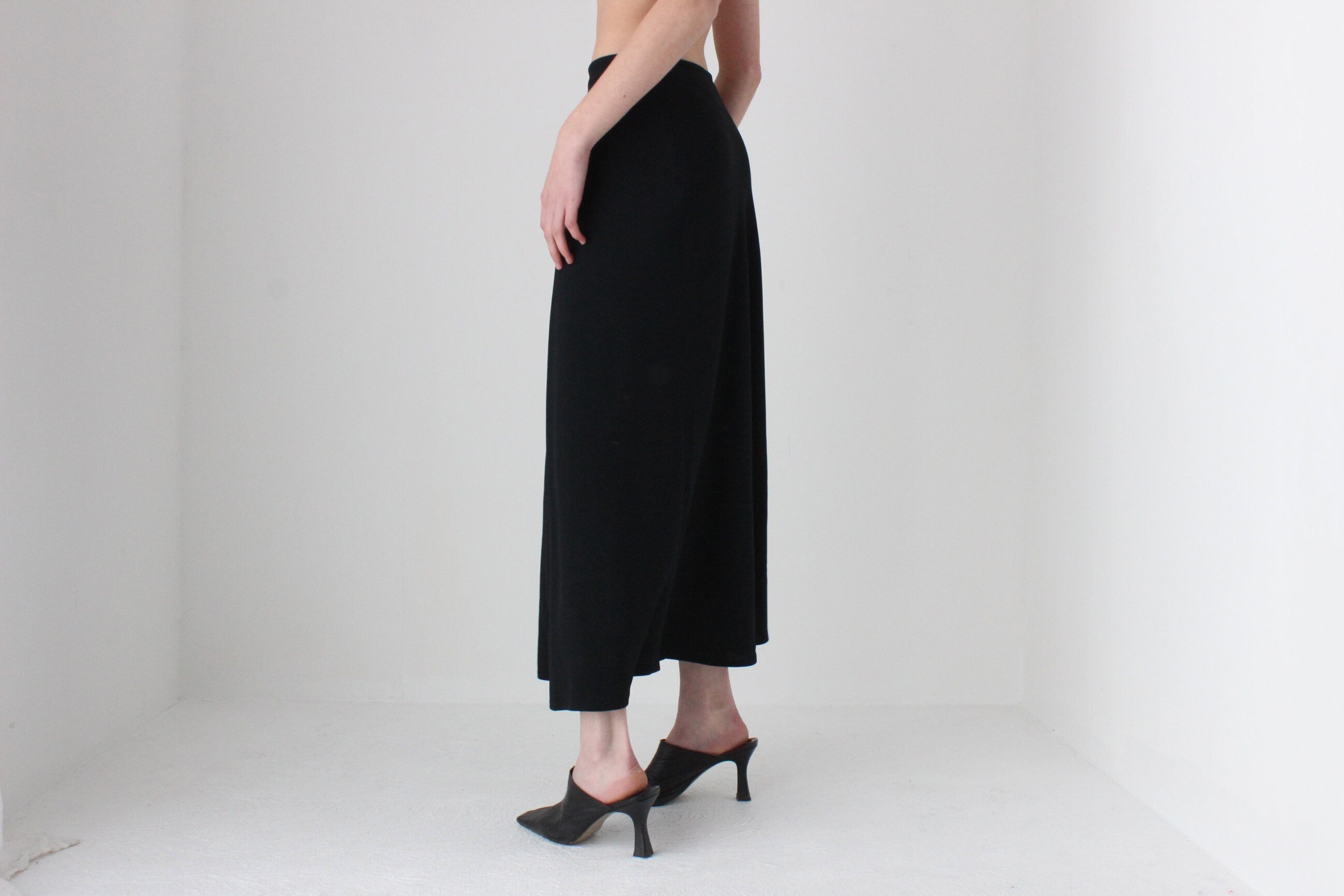 Perfect 90s Minimal Black Crepe Skirt