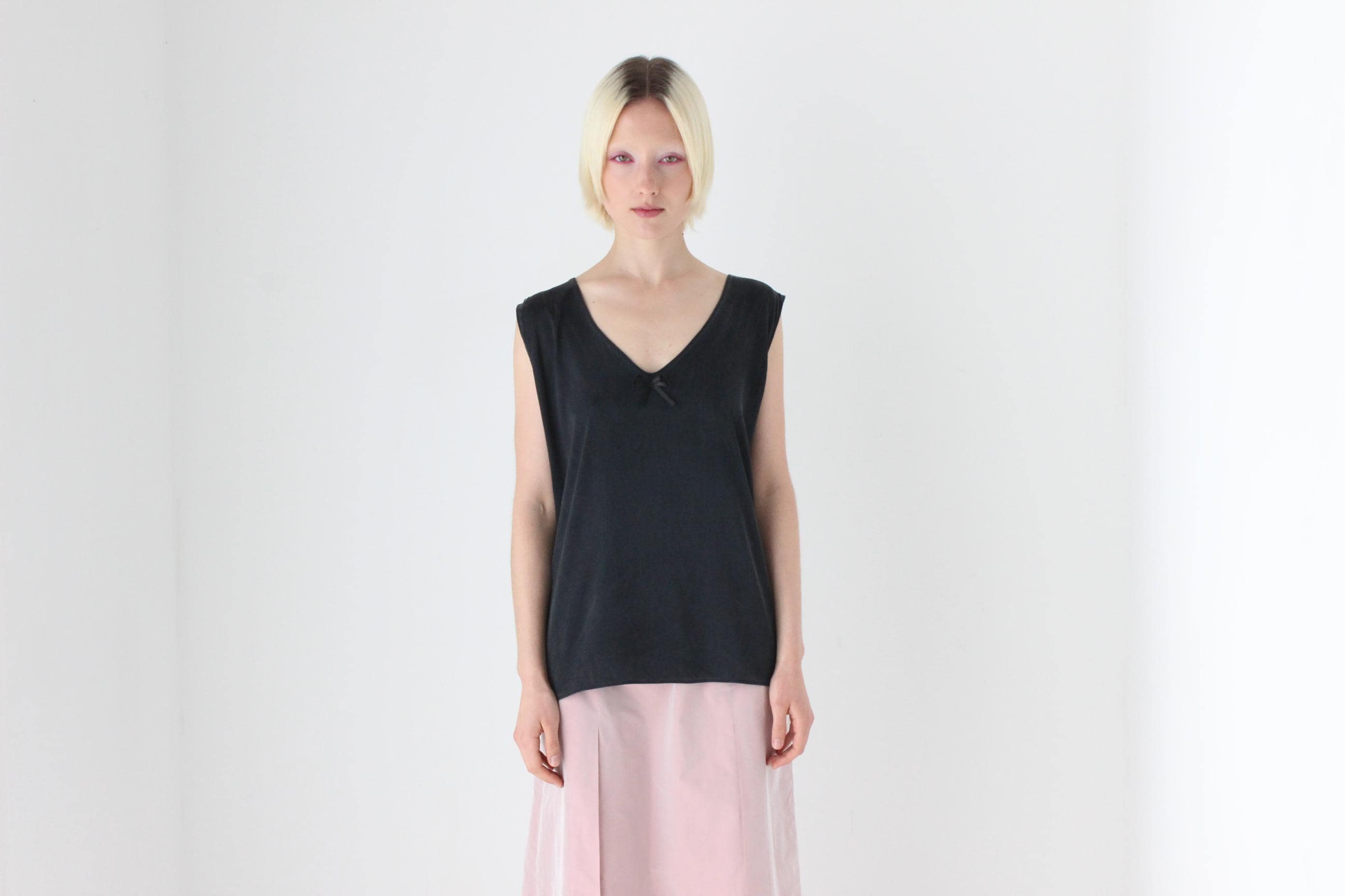 90s Pure Silk Relaxed Sleeveless Tank Top