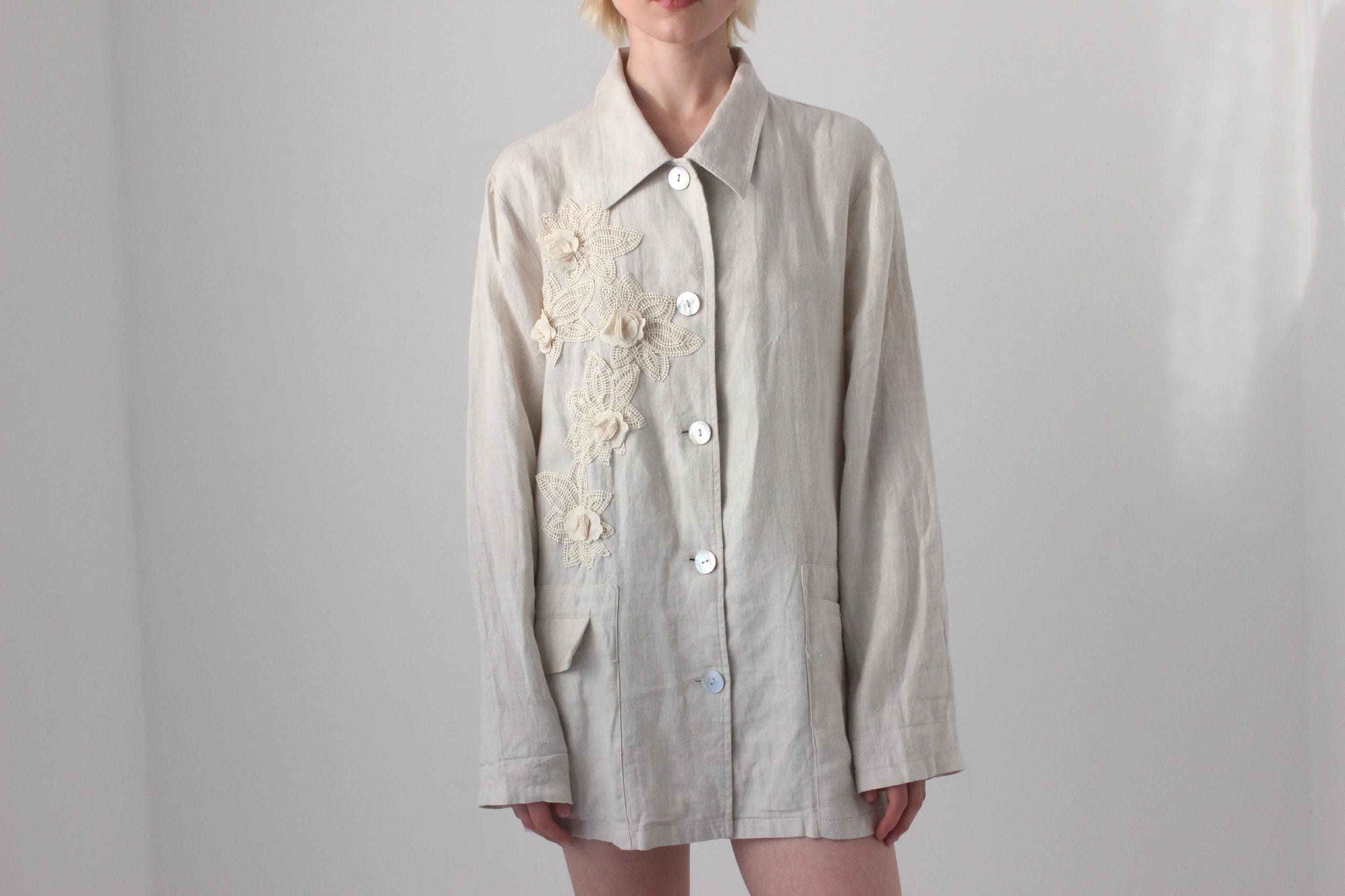 90s Italian Linen Quality Shirt w/ Doily Crochet Flowers