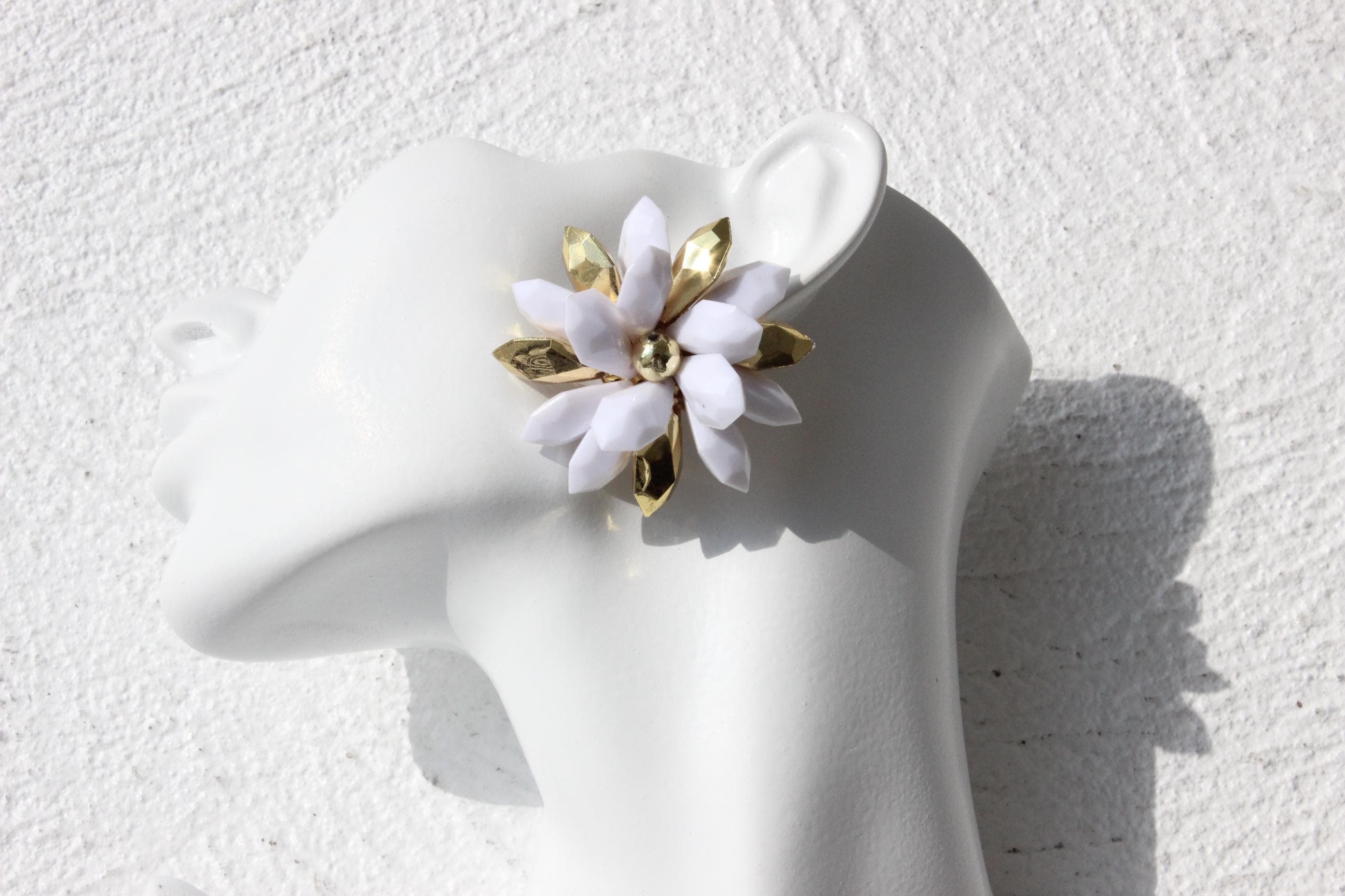 80s Fabulous White & Gold Oversized 'Flower' Cluster Clip On Wedding Earrings