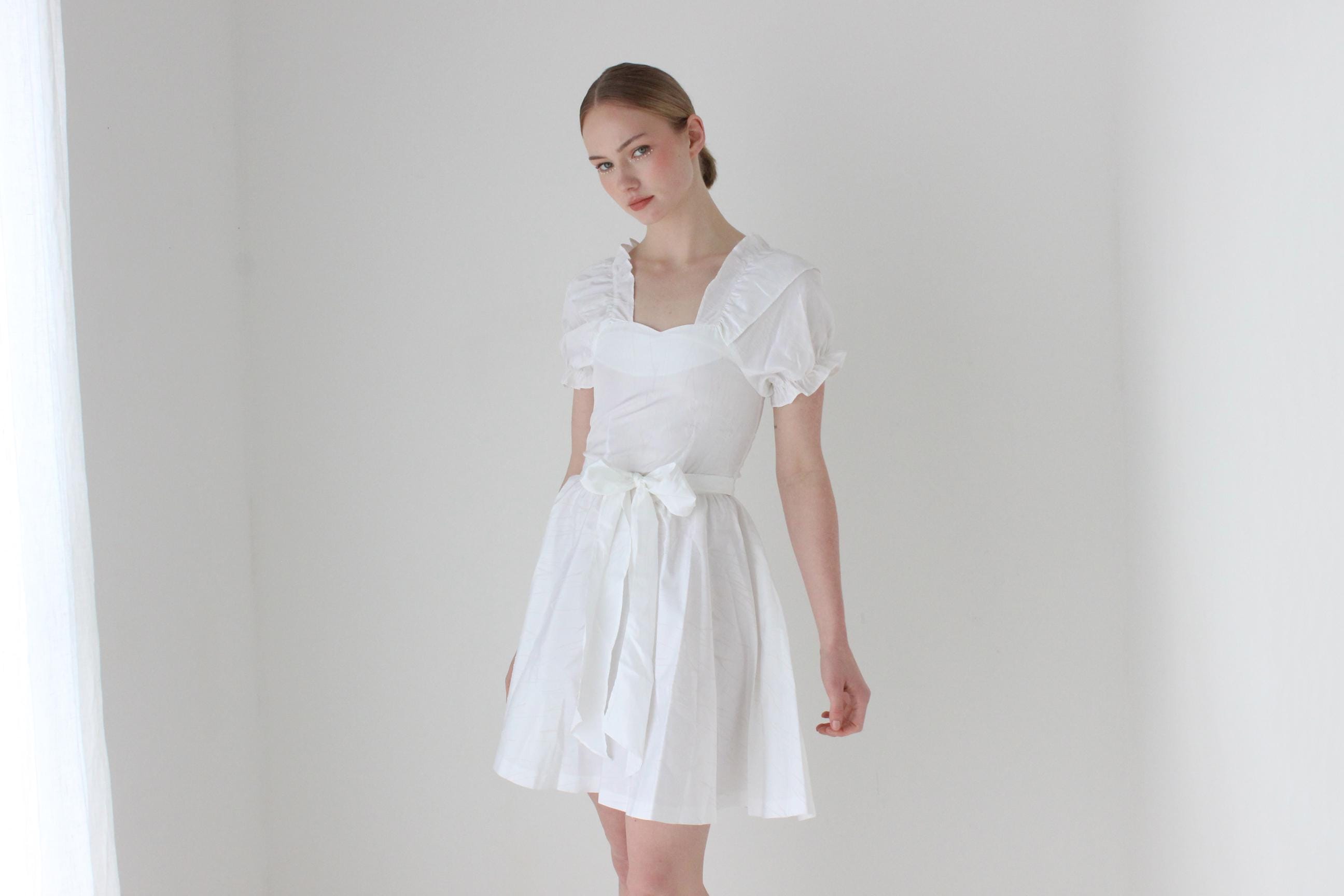 1980s Ivory Taffeta Puff & Ruffle Bridal Mini