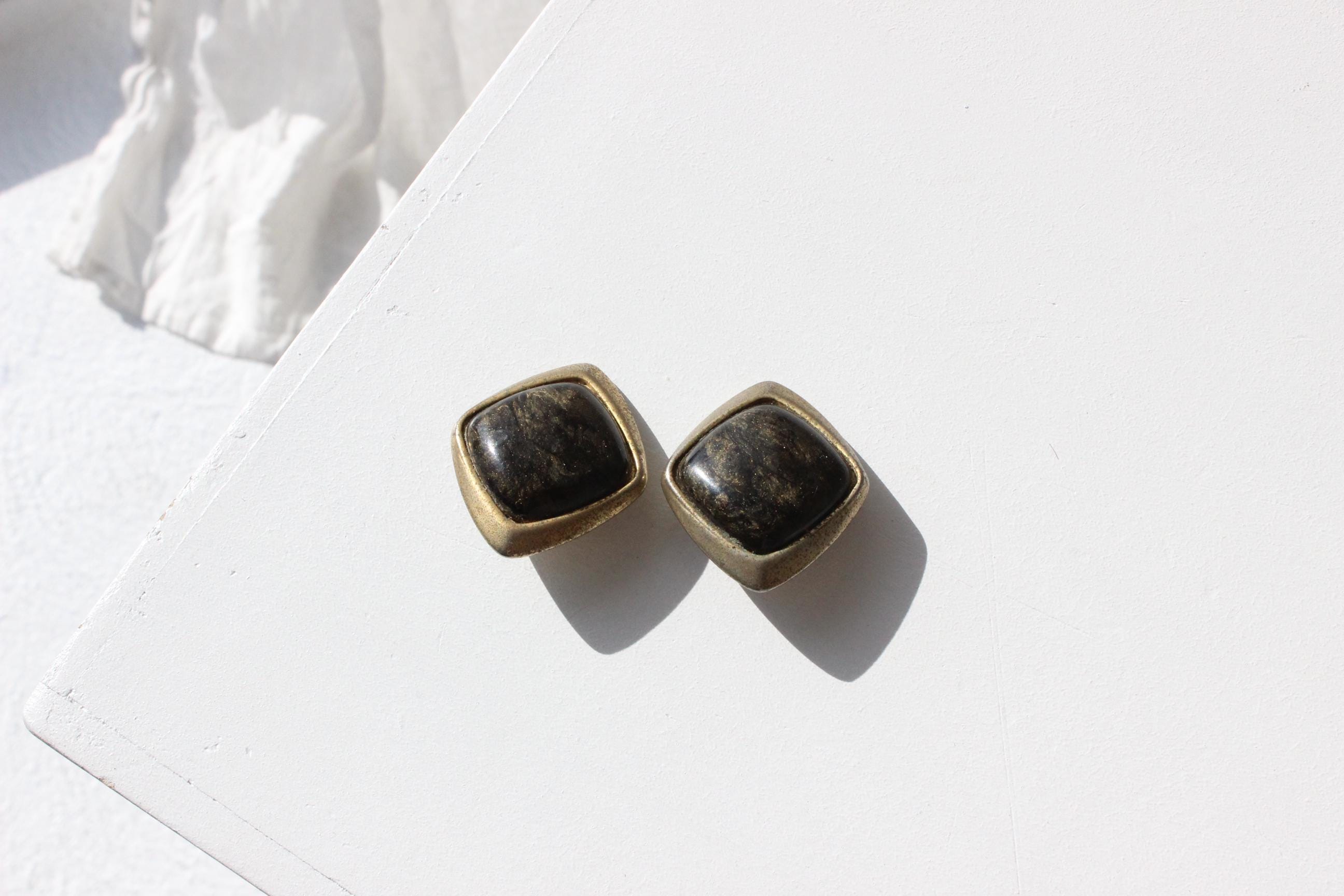 80s Chunky Matte Gold Clip On Earrings