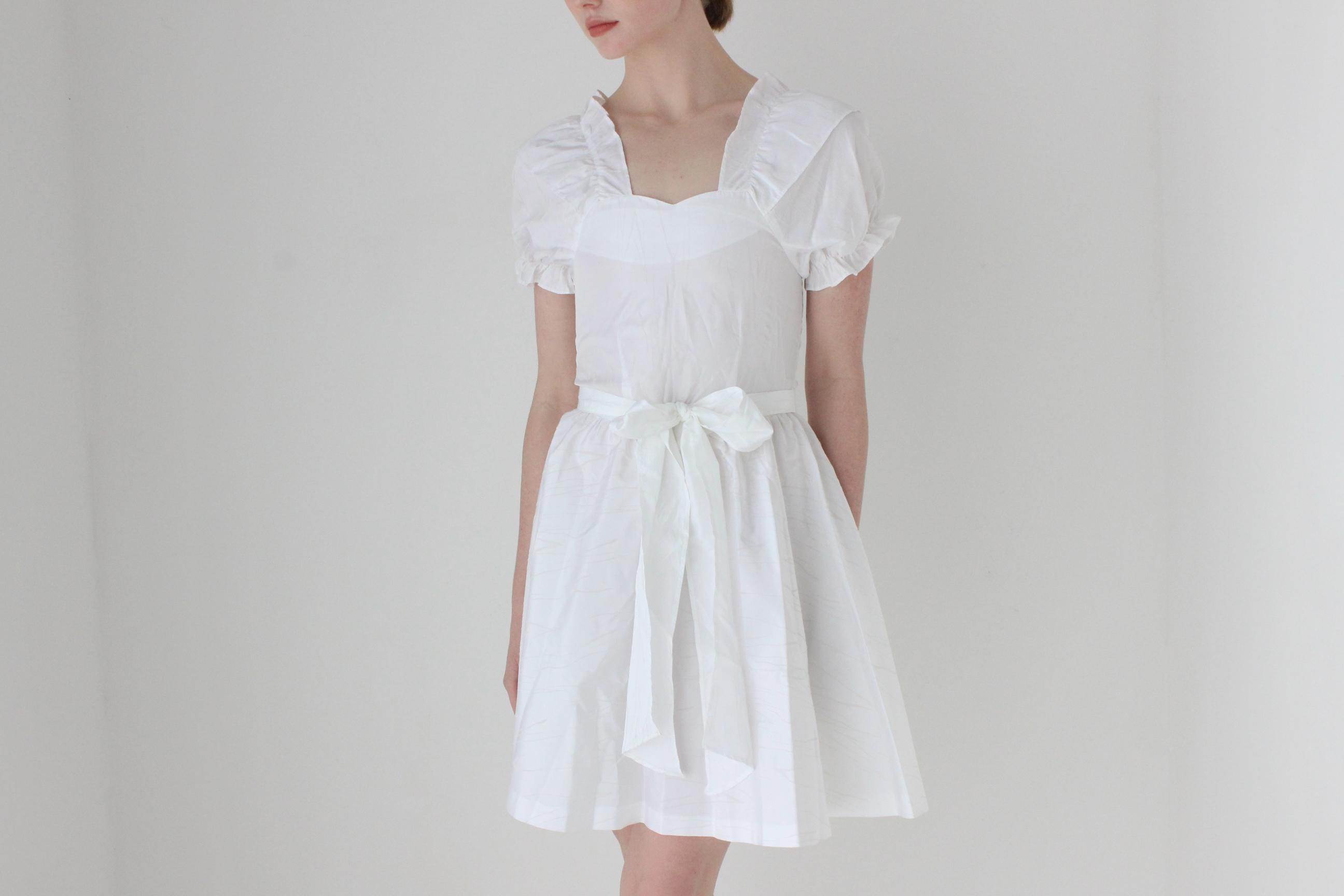 1980s Ivory Taffeta Puff & Ruffle Bridal Mini