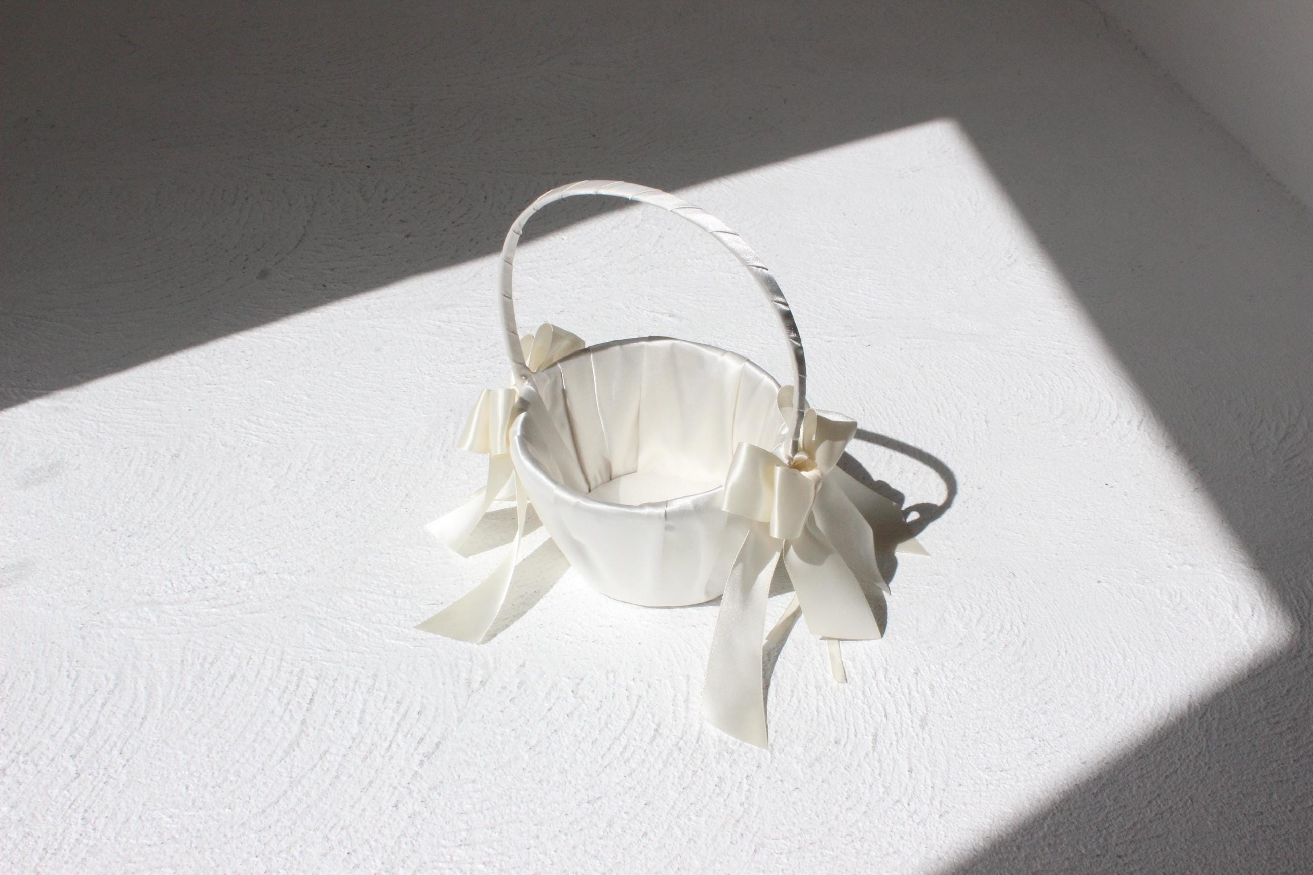 90s Ivory Satin Bridal Basket Bag w/ Bows