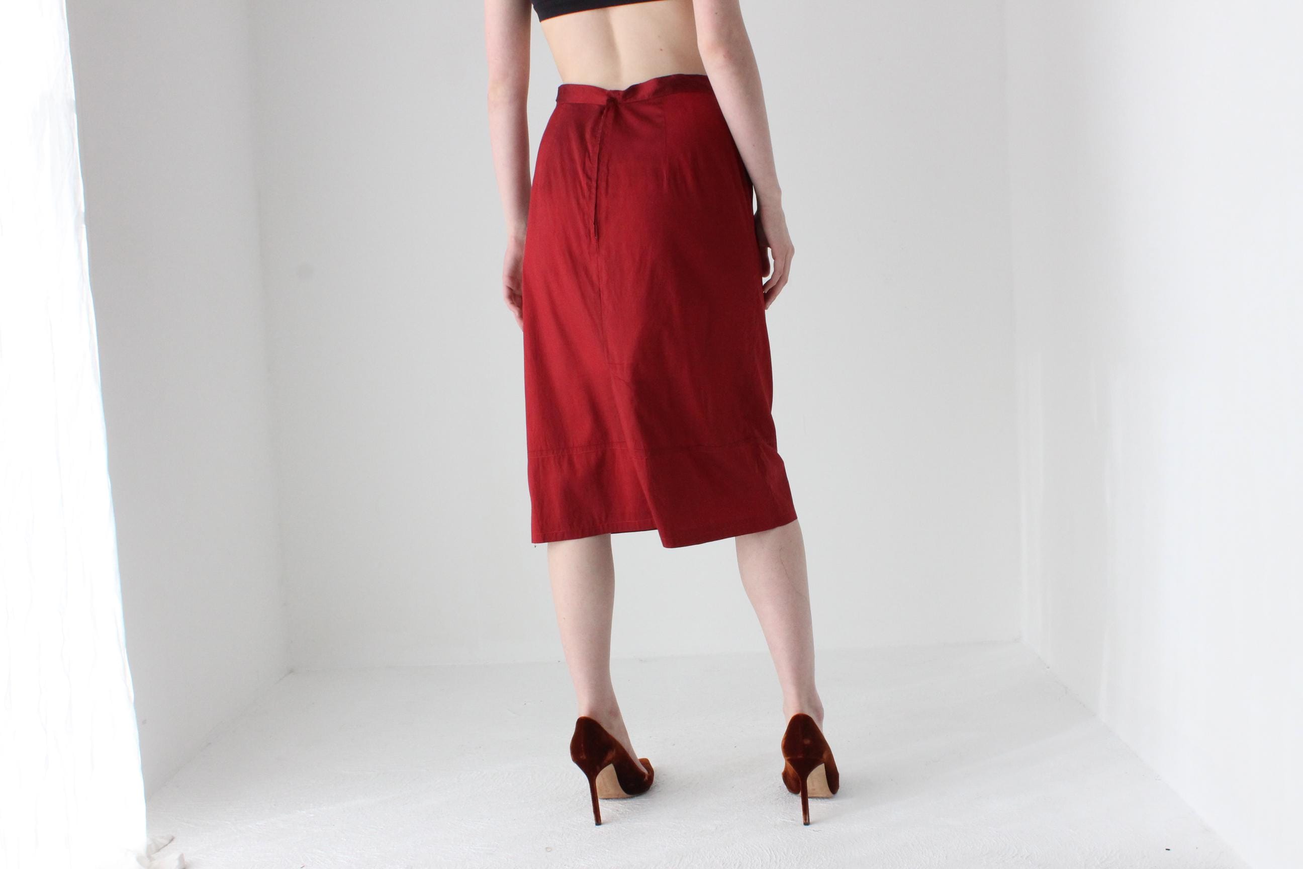 90s Red Silk Simple Knee Length Column Skirt