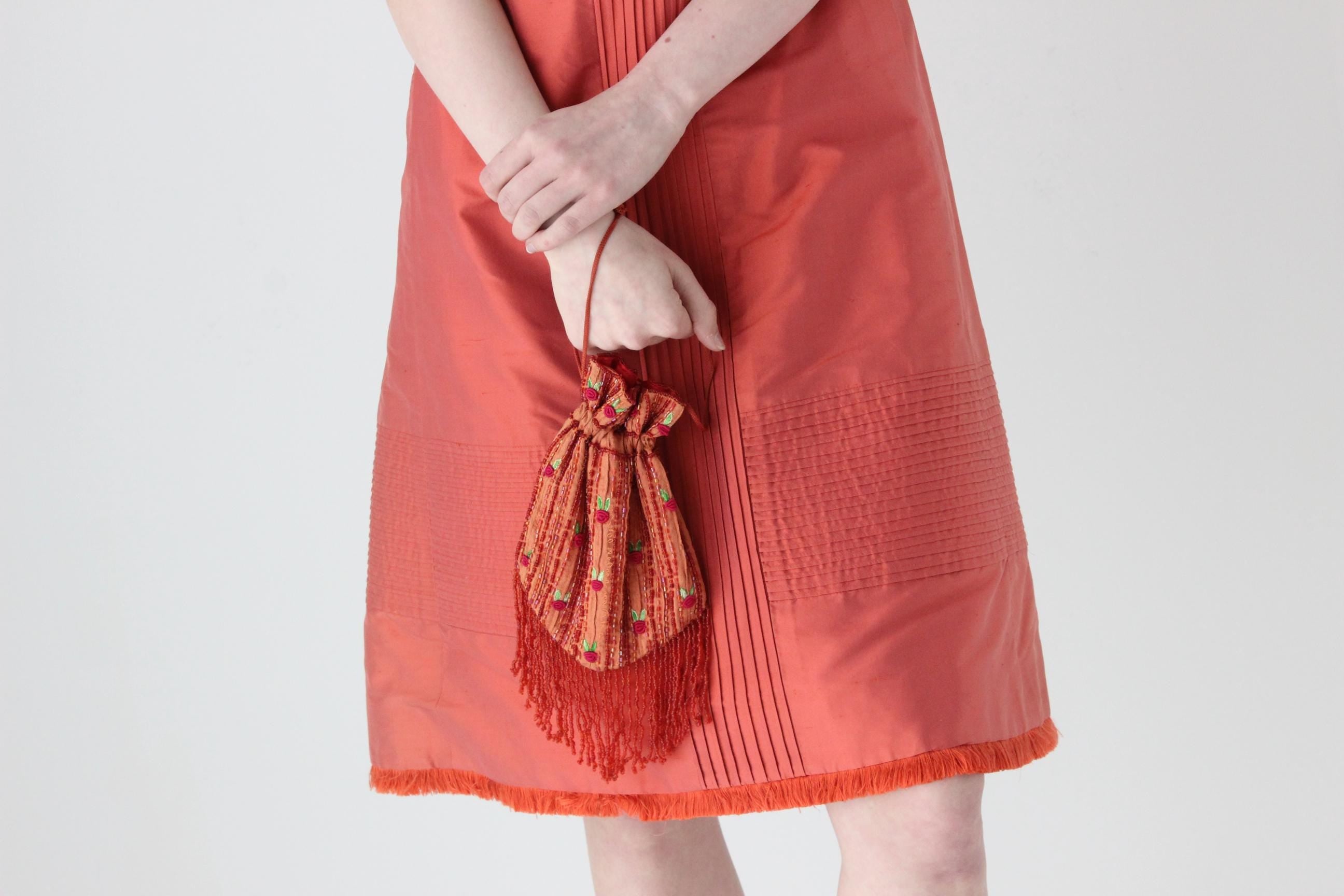 90s Does 20s Beaded Raw Silk Drawstring Evening Bag