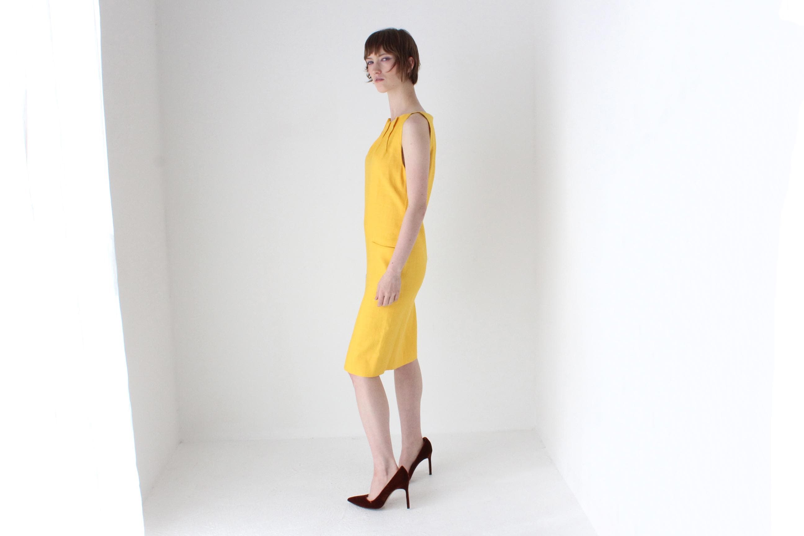 1980s BILL BLASS Sunflower Linen High Neck Cocktail Dress