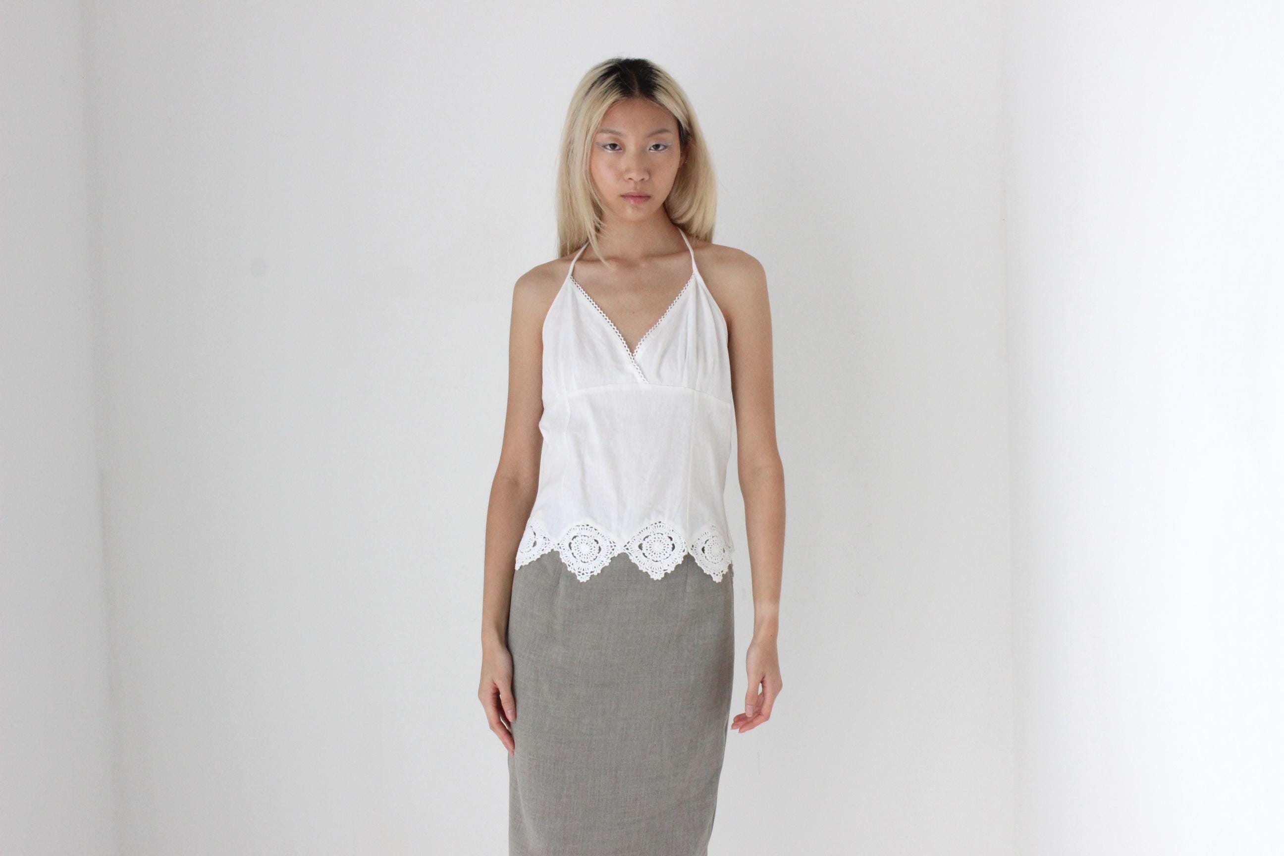FUTURISM 90s Linen Doily Halter Neck Top