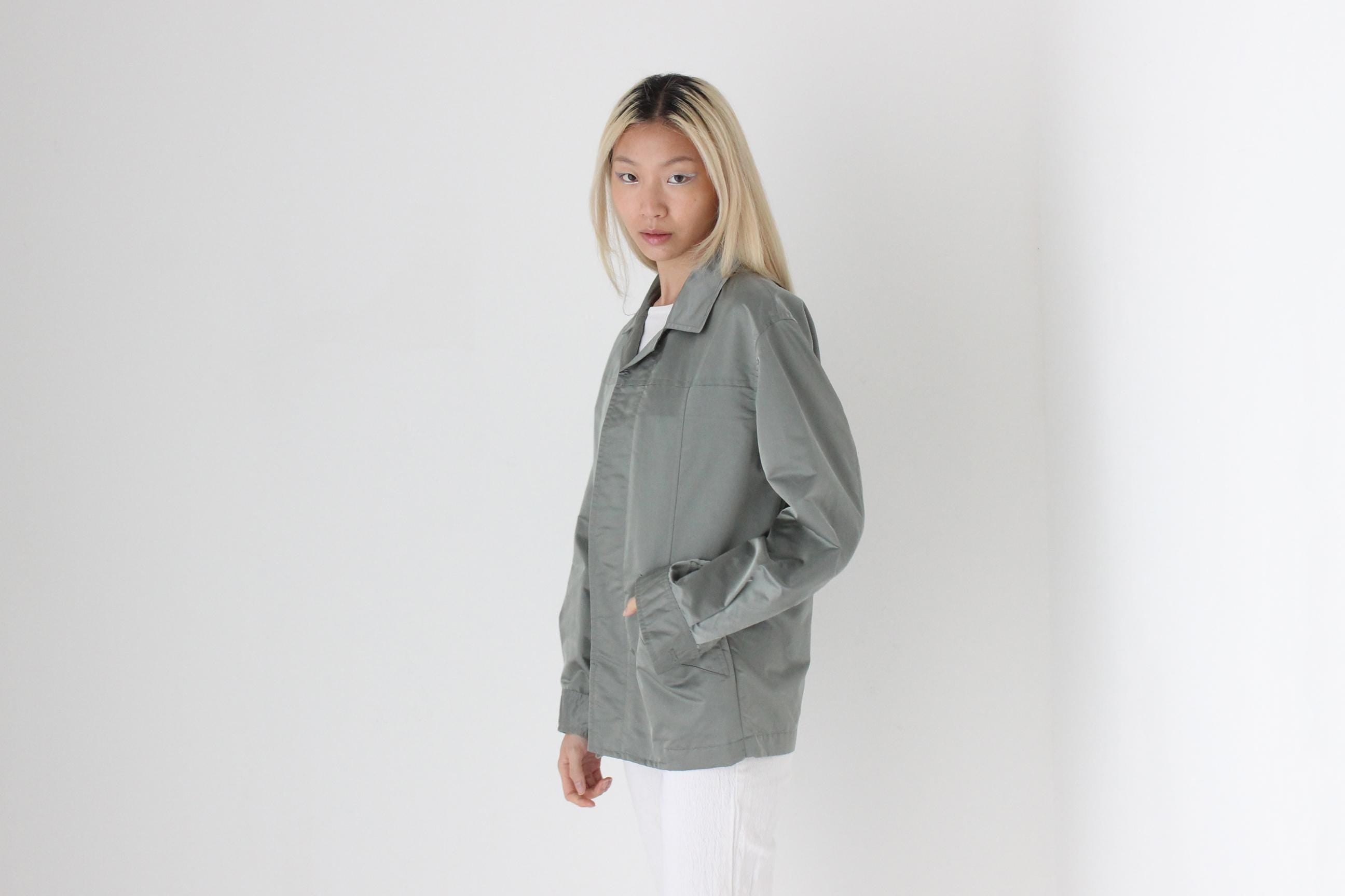 FUTURISM Y2K Italian Vintage 'UFFIZI' Metallic Boxy Windbreaker Jacket