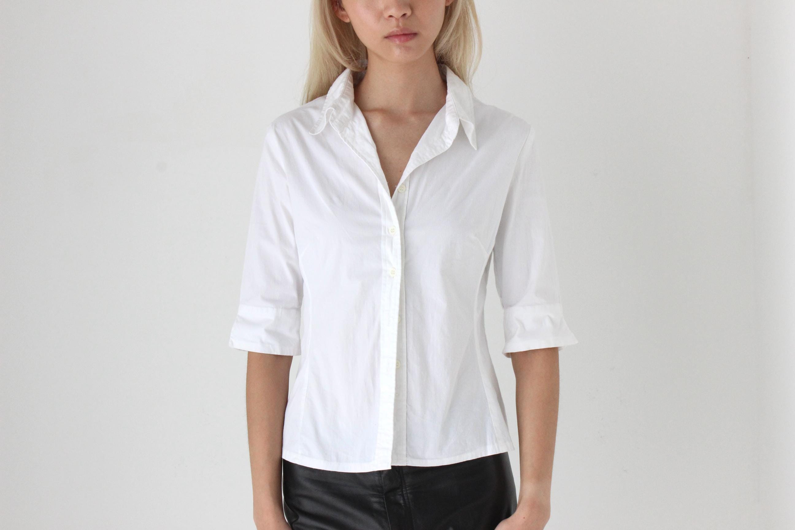 FUTURISM 90s Perfect Fitted Collared Shirt