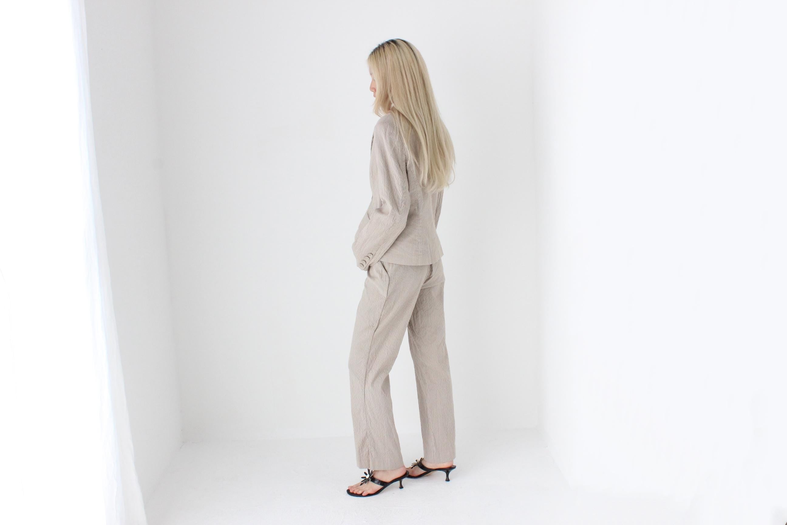 FUTURISM 90s Neutral Beige Ribbed Texture Two Piece Pant Suit