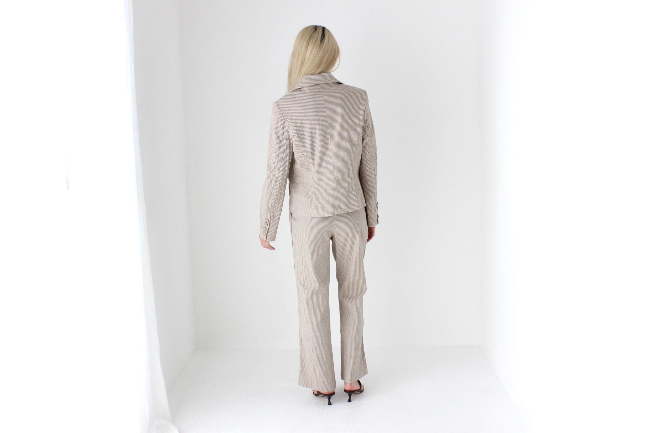 FUTURISM 90s Neutral Beige Ribbed Texture Two Piece Pant Suit
