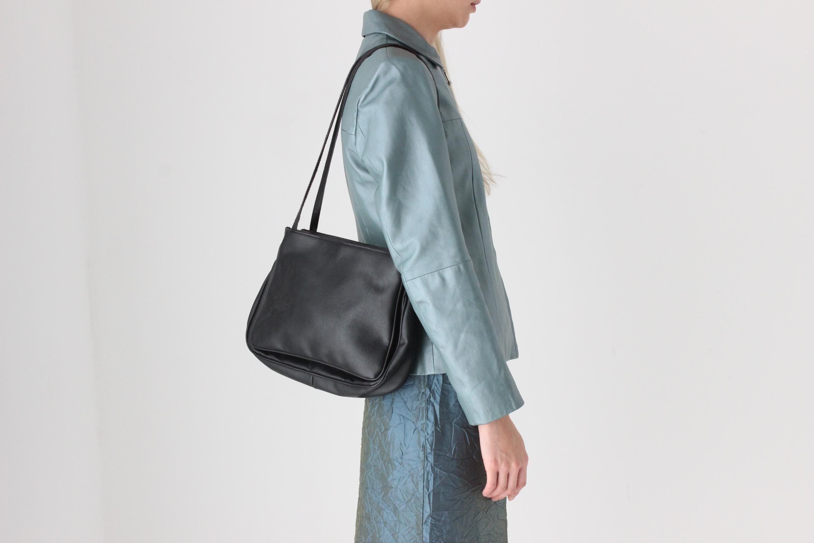 FUTURISM 90s Clean & Minimal Day Bag