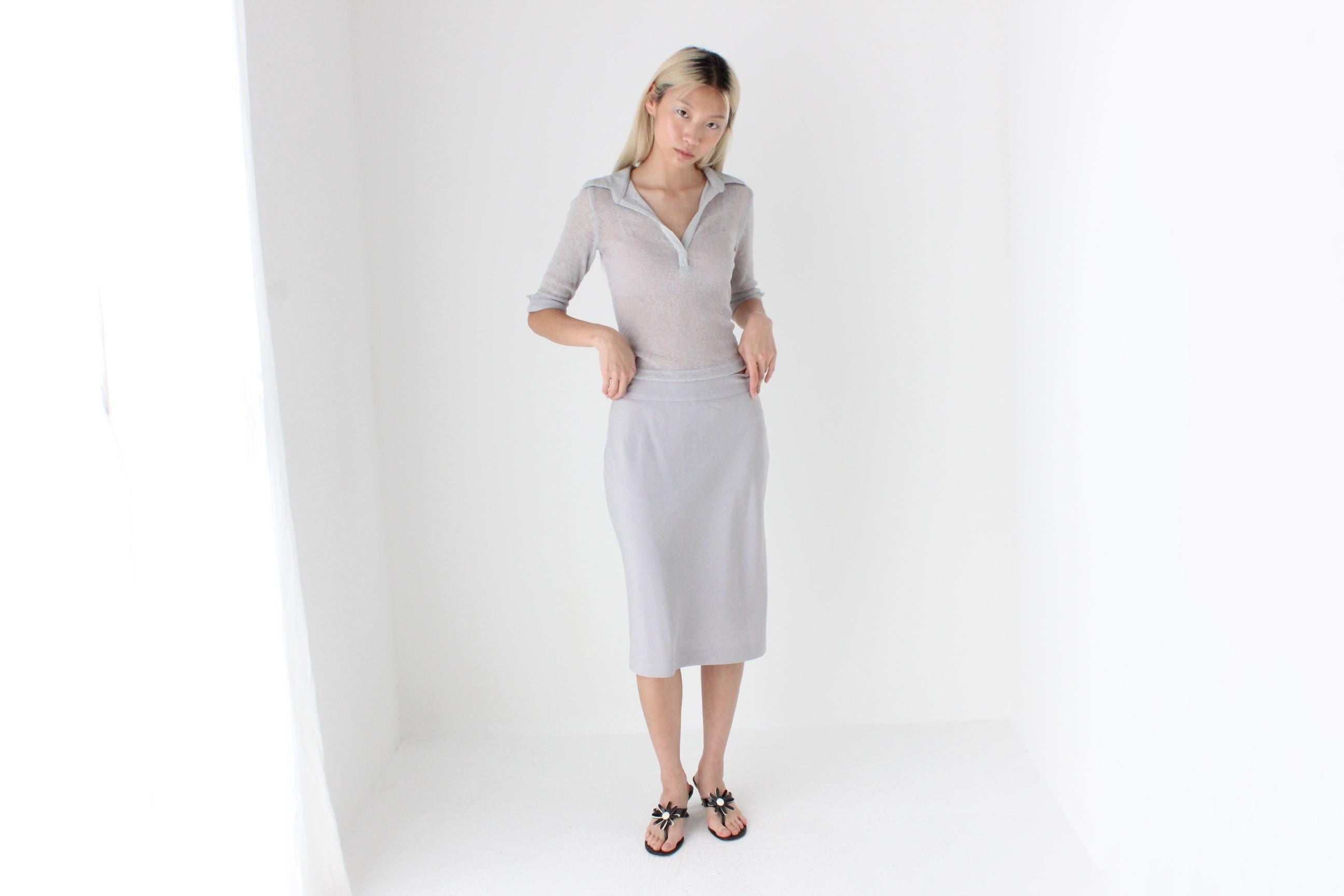 FUTURISM 90s Minimal Light Grey Knee Length Skirt