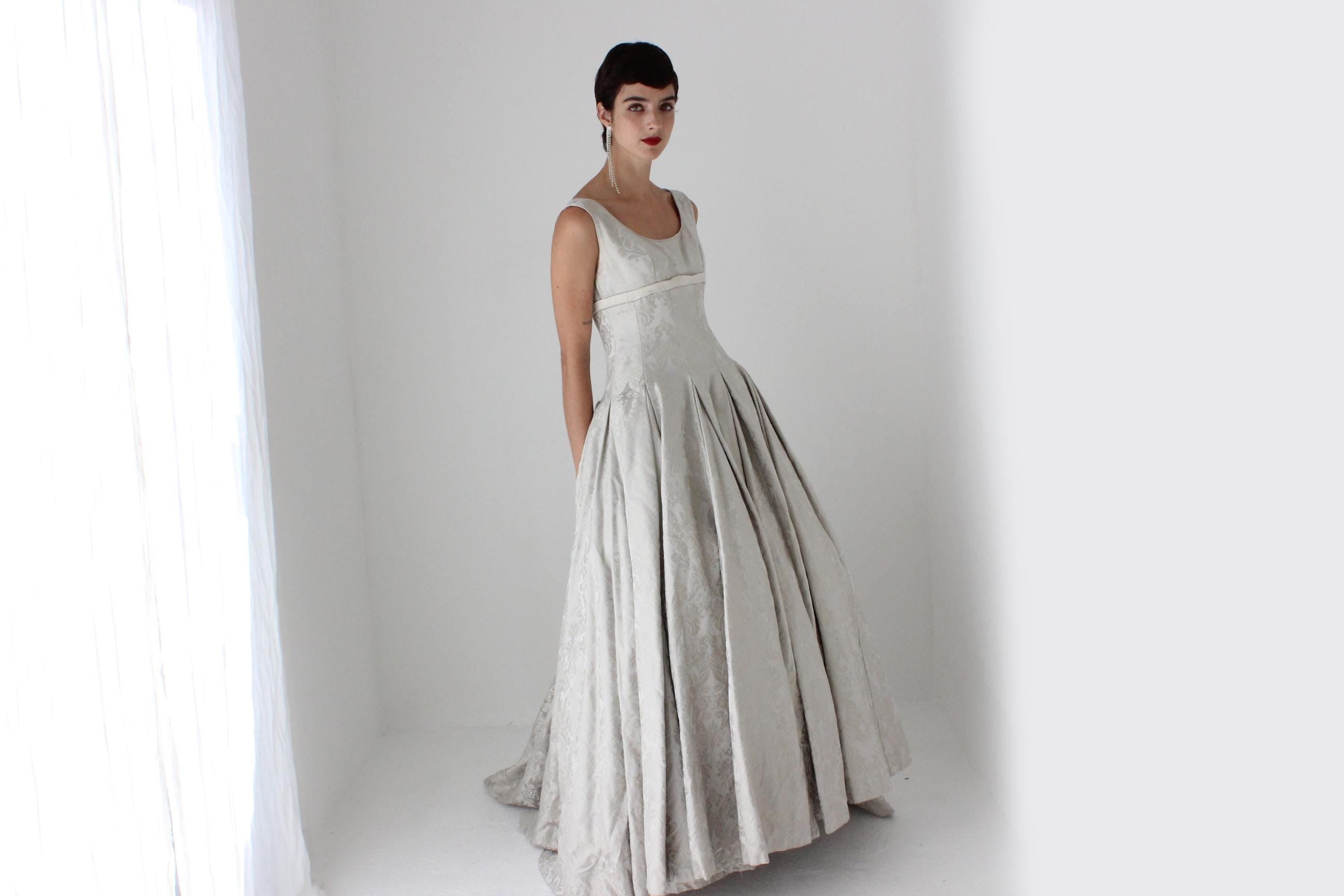 1994 Romantic Renaissance Bride Courtier Jacquard Wedding Dress