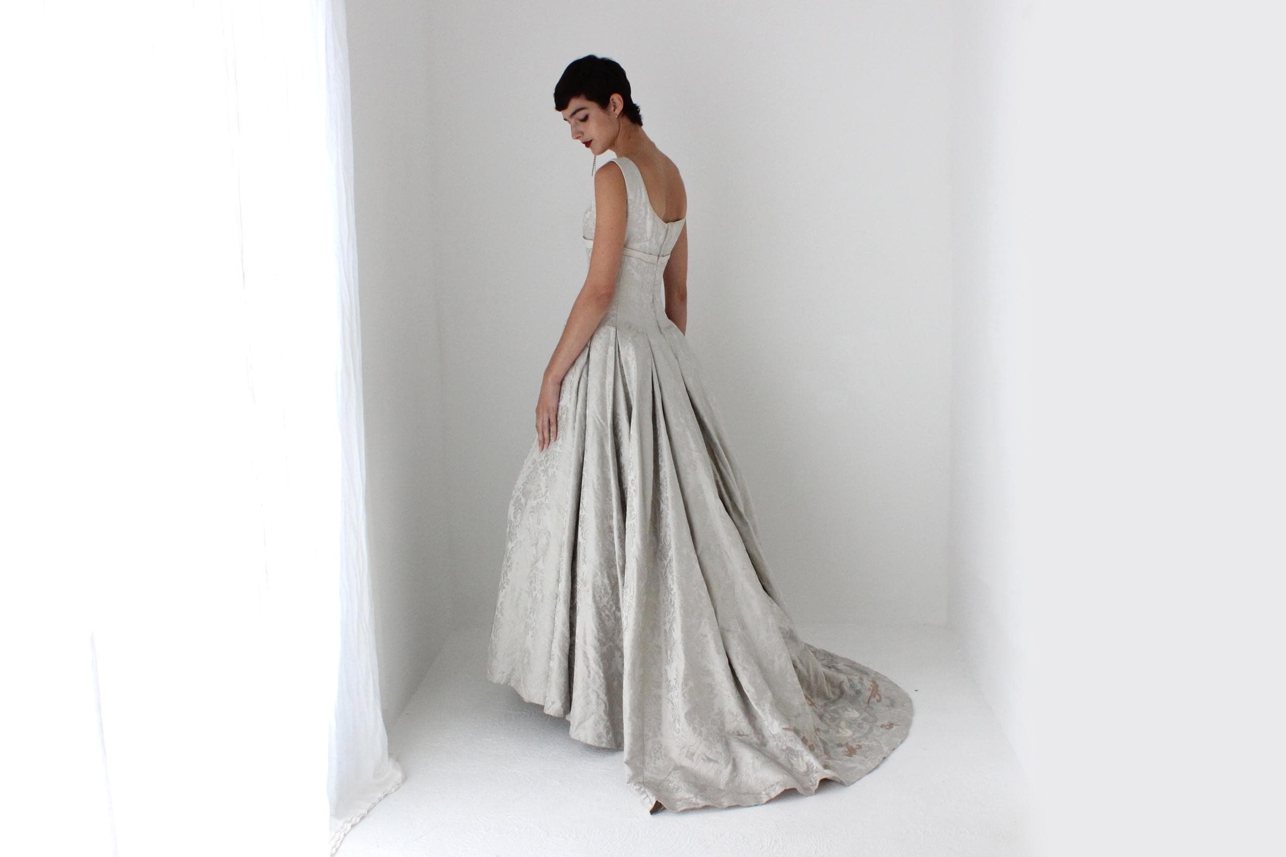 1994 Romantic Renaissance Bride Courtier Jacquard Wedding Dress