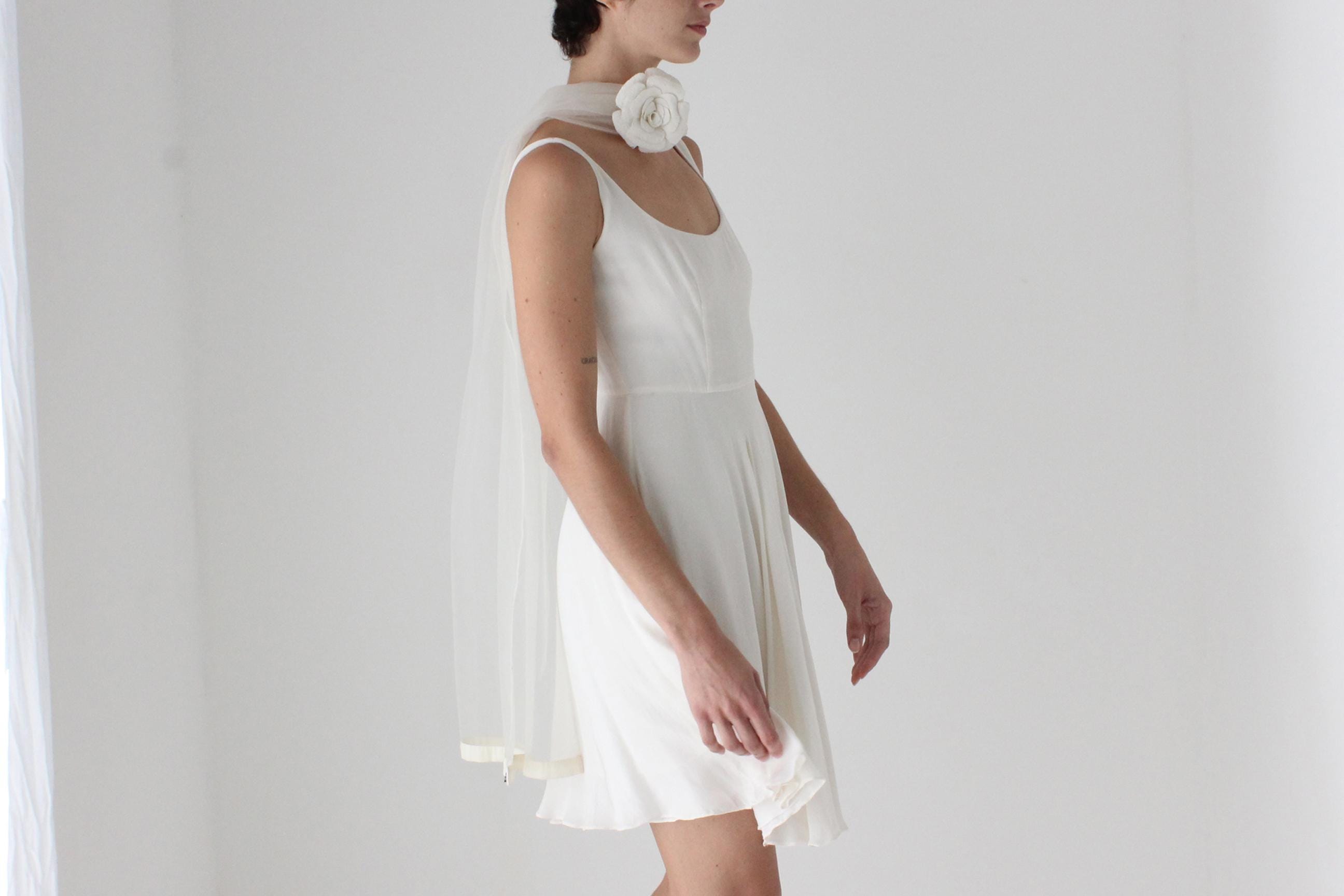 Trailing Ivory Tulle & Rosette Bridal Shawl / Choker