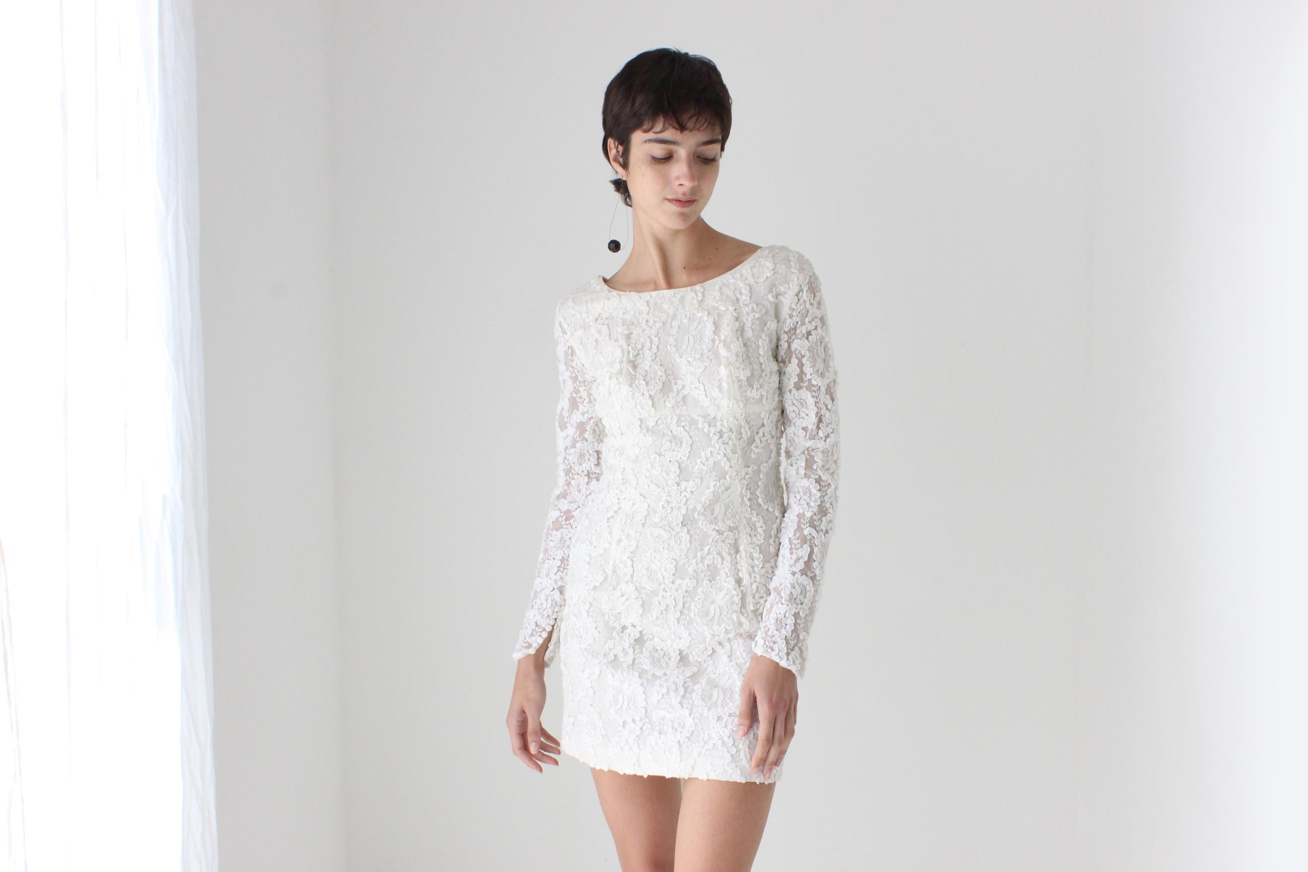 60s Lace Fitted Long Sleeve Mini w/ Bow