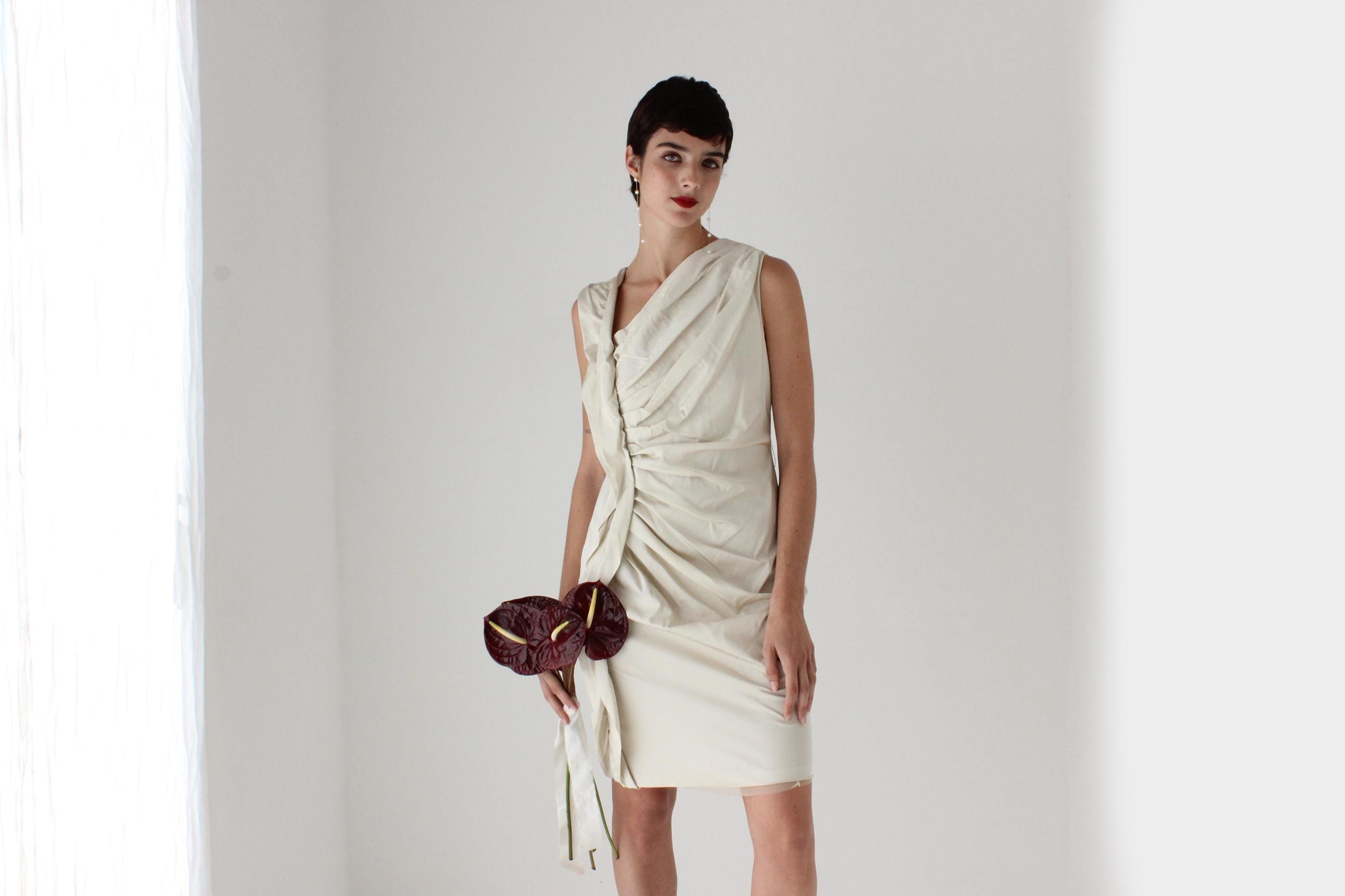 2000s VERA WANG Textural Gathered Neutral Mini